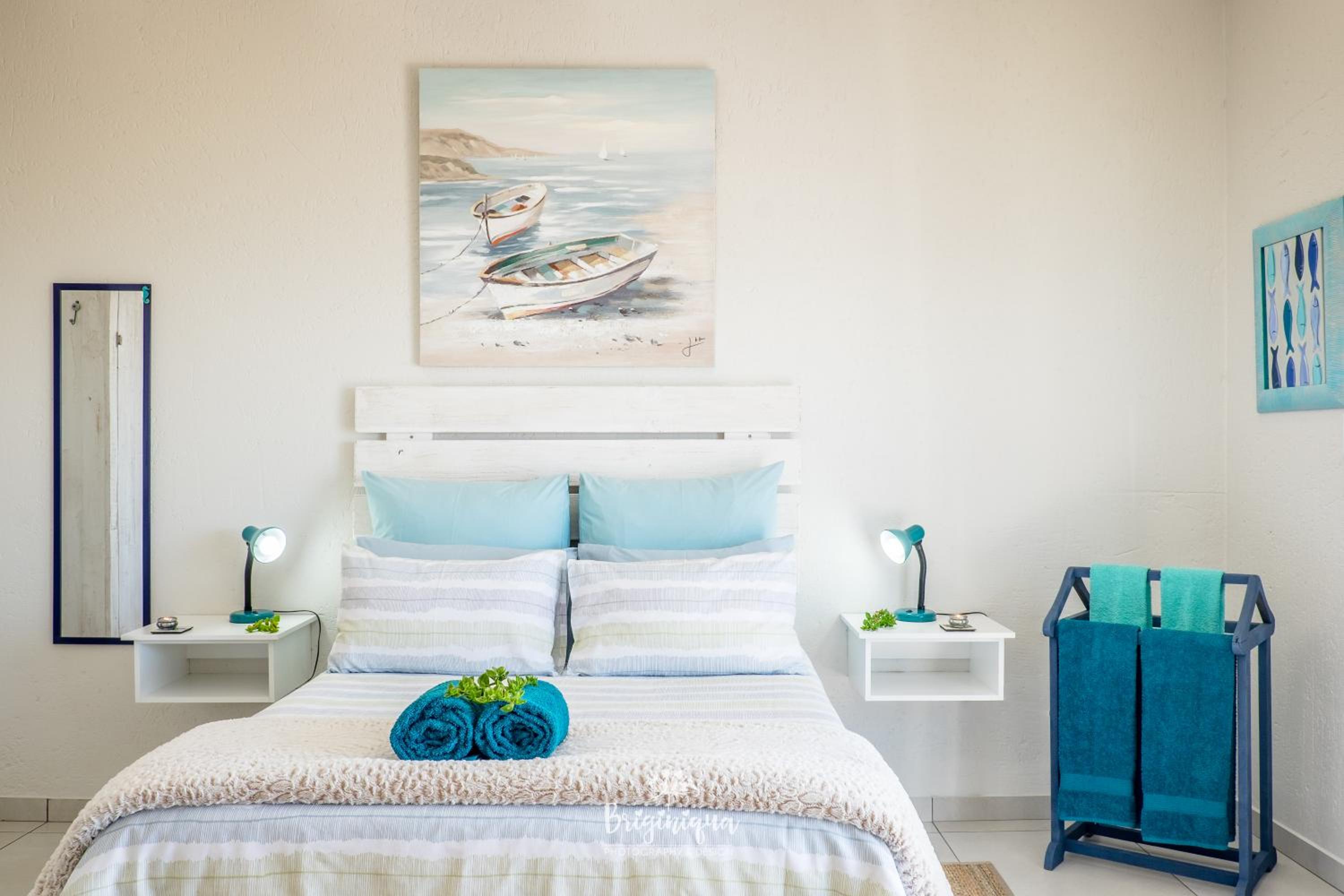 Double Room with Sea View - Photo 18