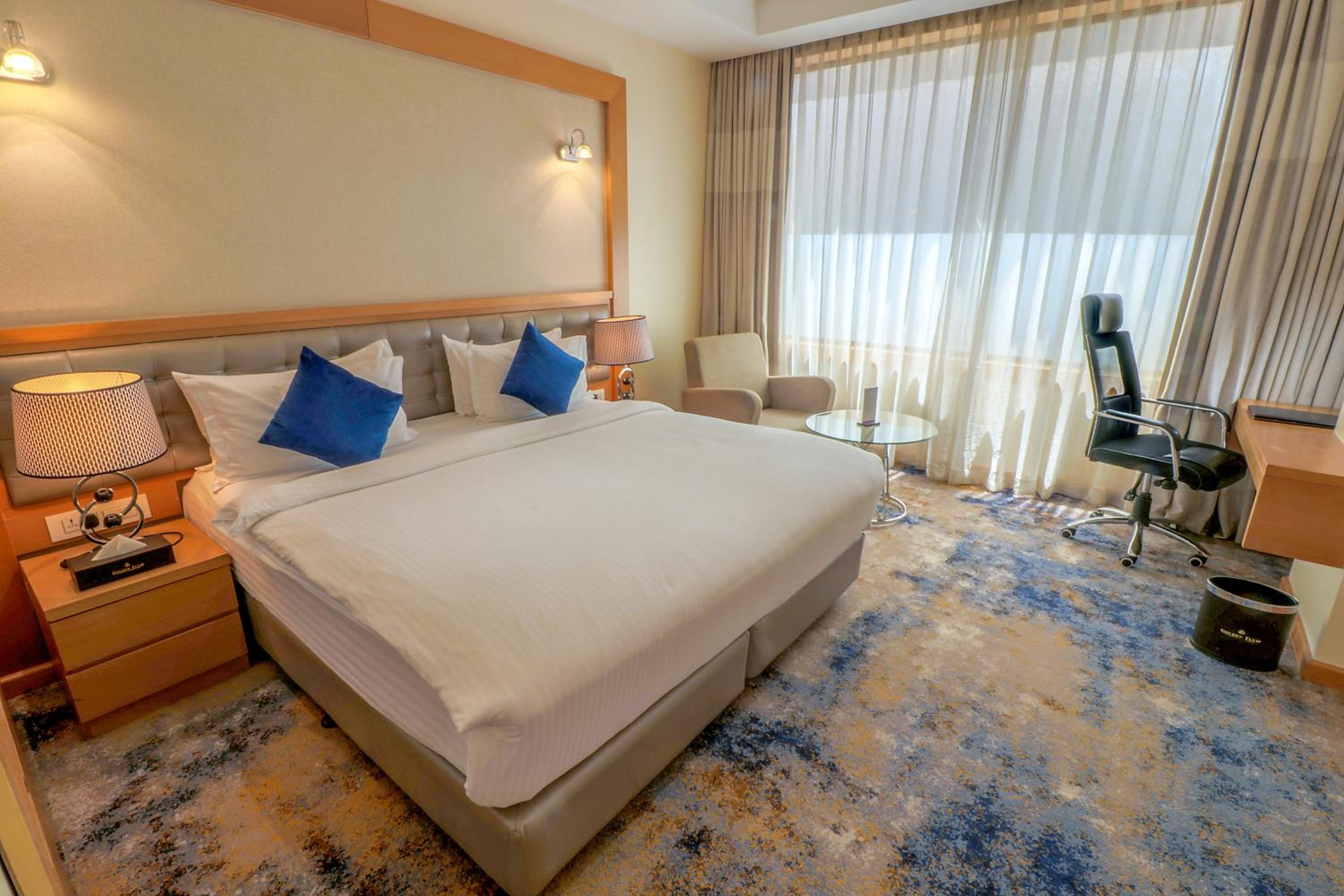 Standard Room – Commercial View photo 2