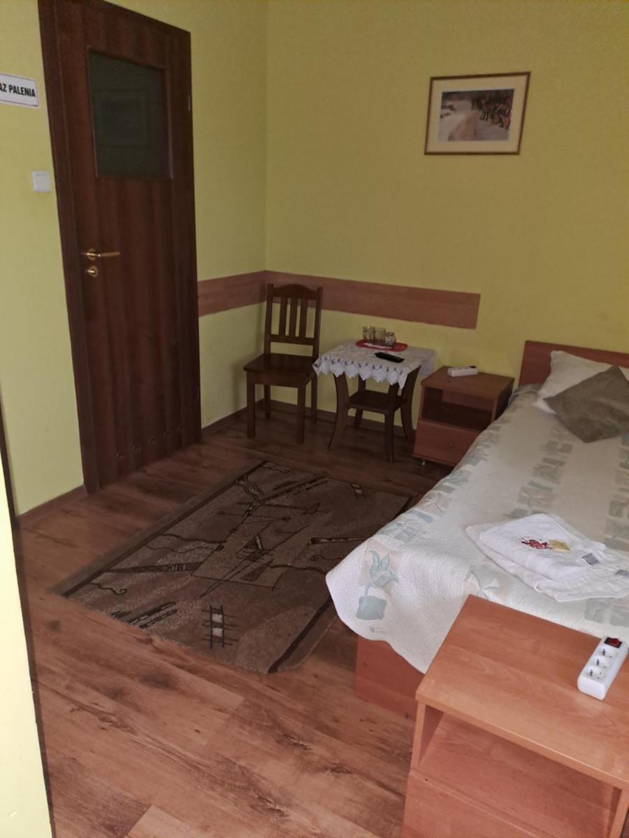 Small Double Room photo 1