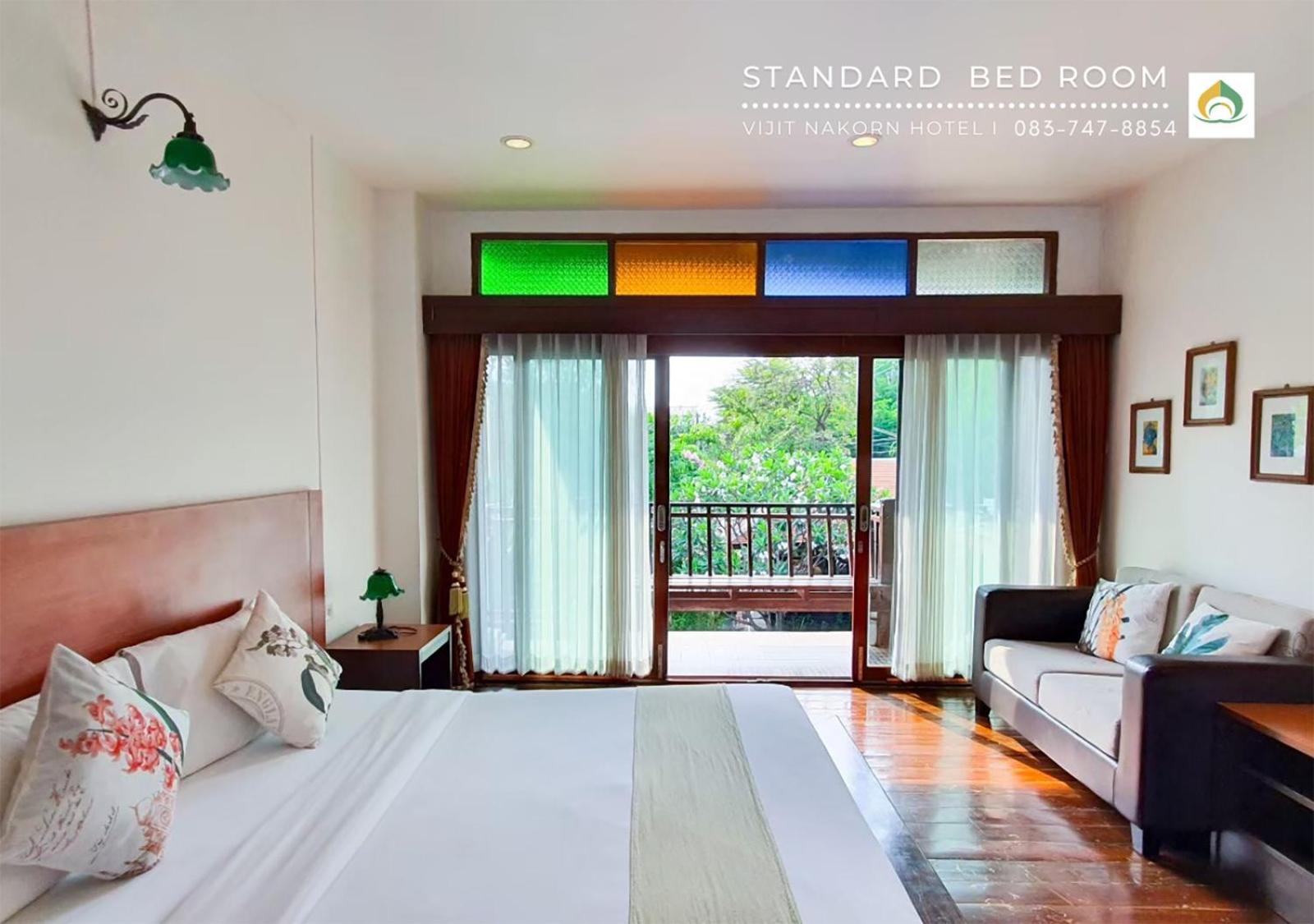 Standard Double Room - Photo 8