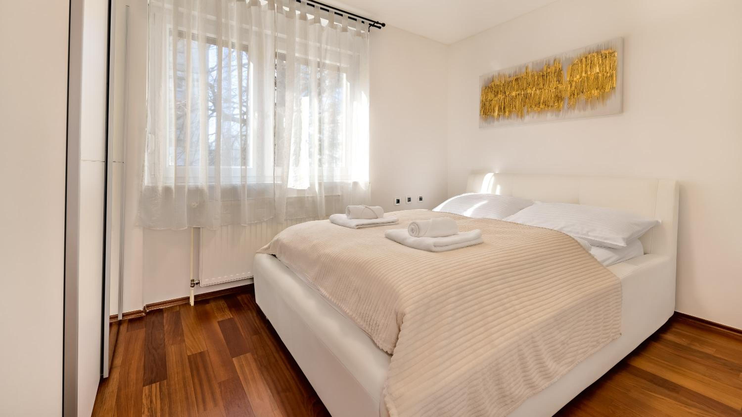 Two-Bedroom Apartment - Photo 11