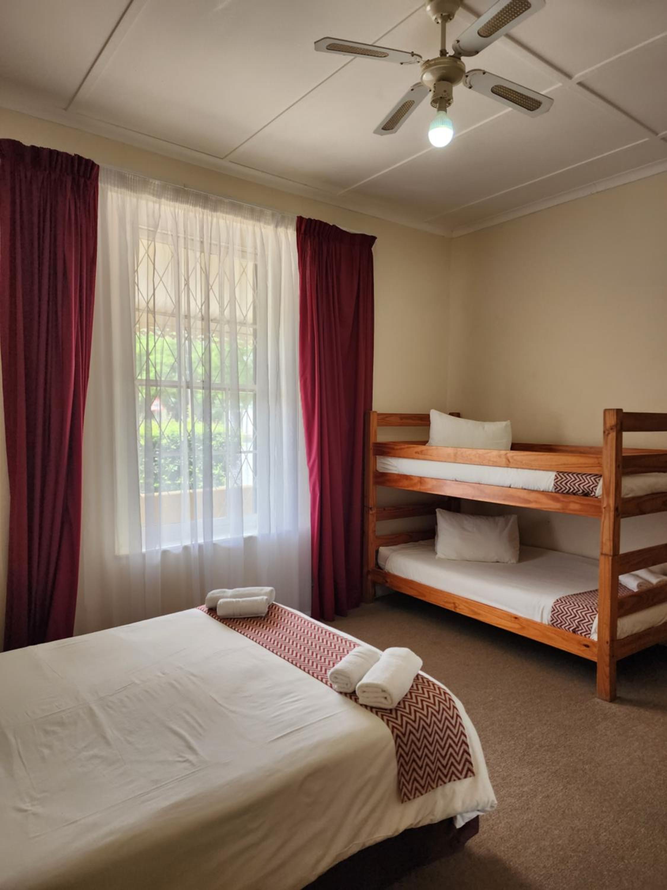 Three-Bedroom Chalet photo 3
