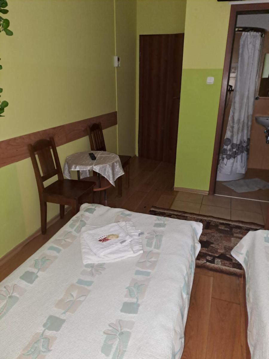 Small Double Room photo 1