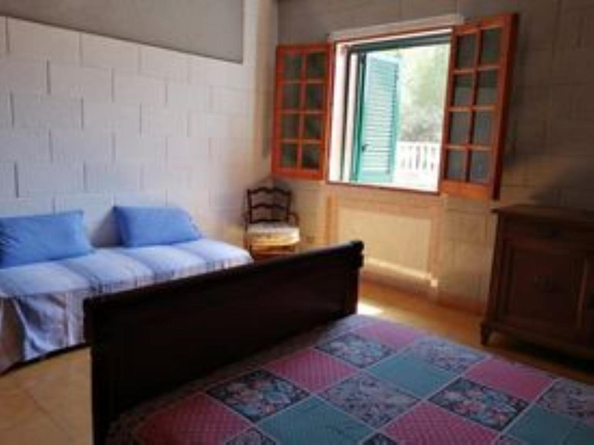 Villa photo 1