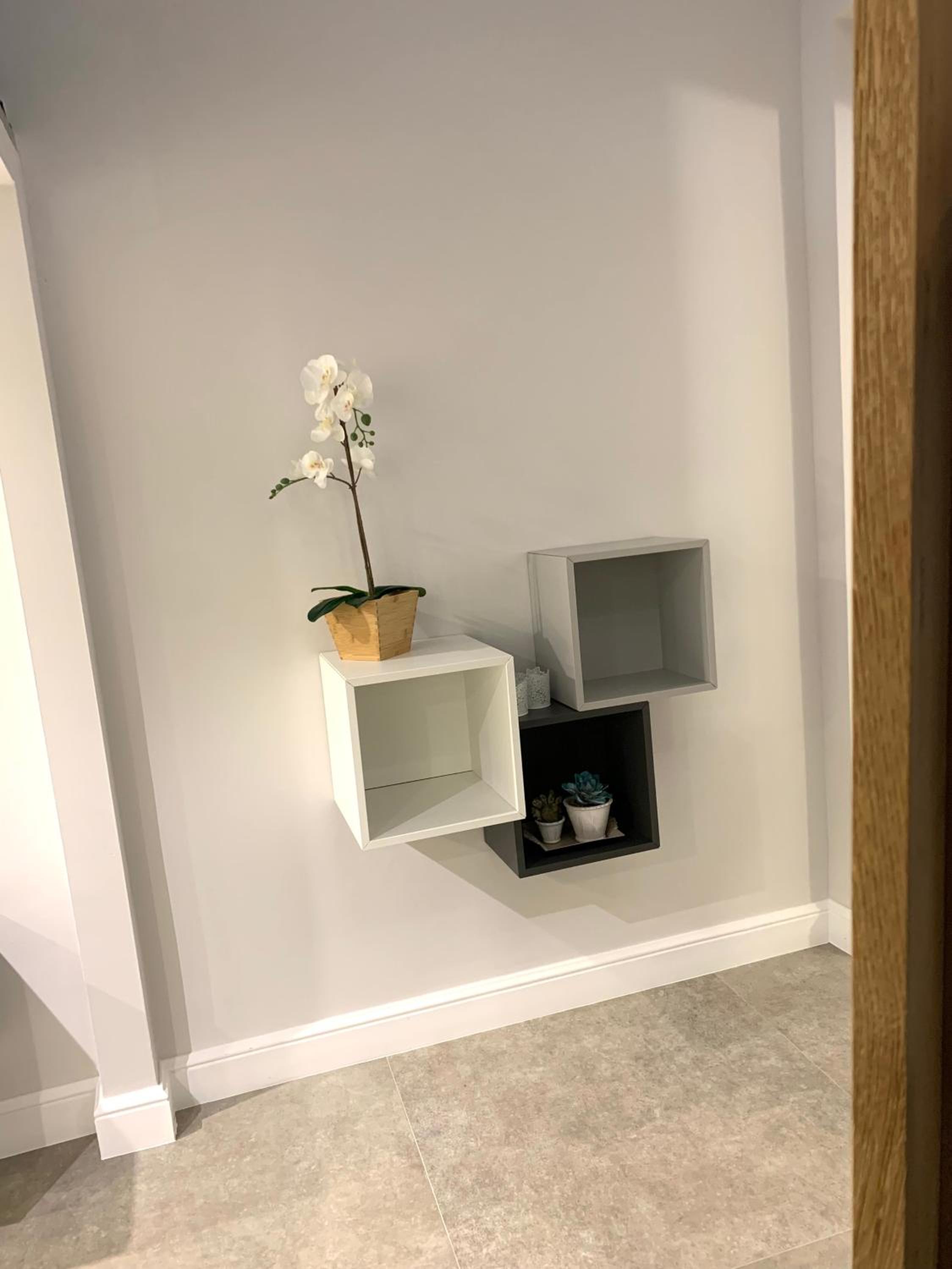 One-Bedroom Apartment - Photo 12