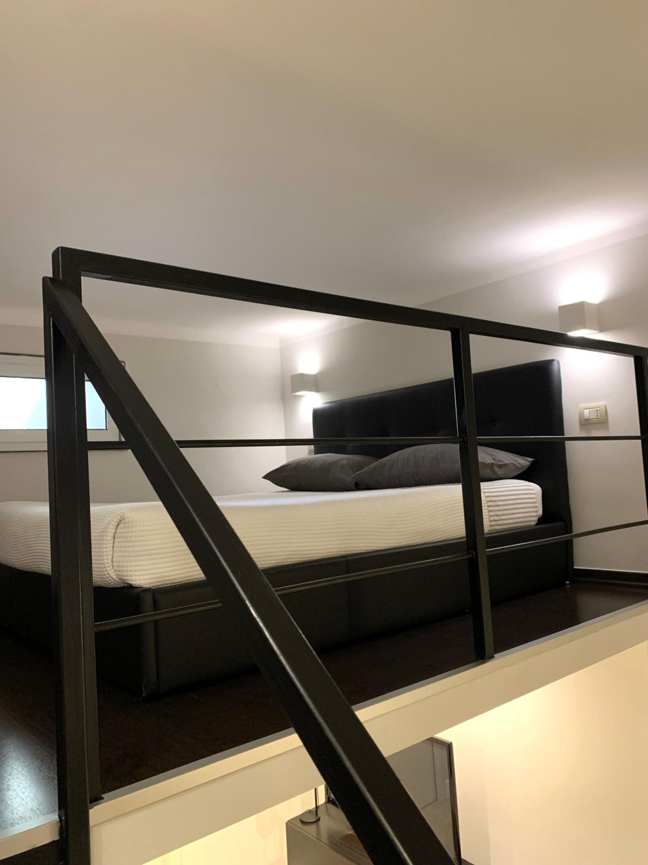 One-Bedroom Apartment - Photo 22