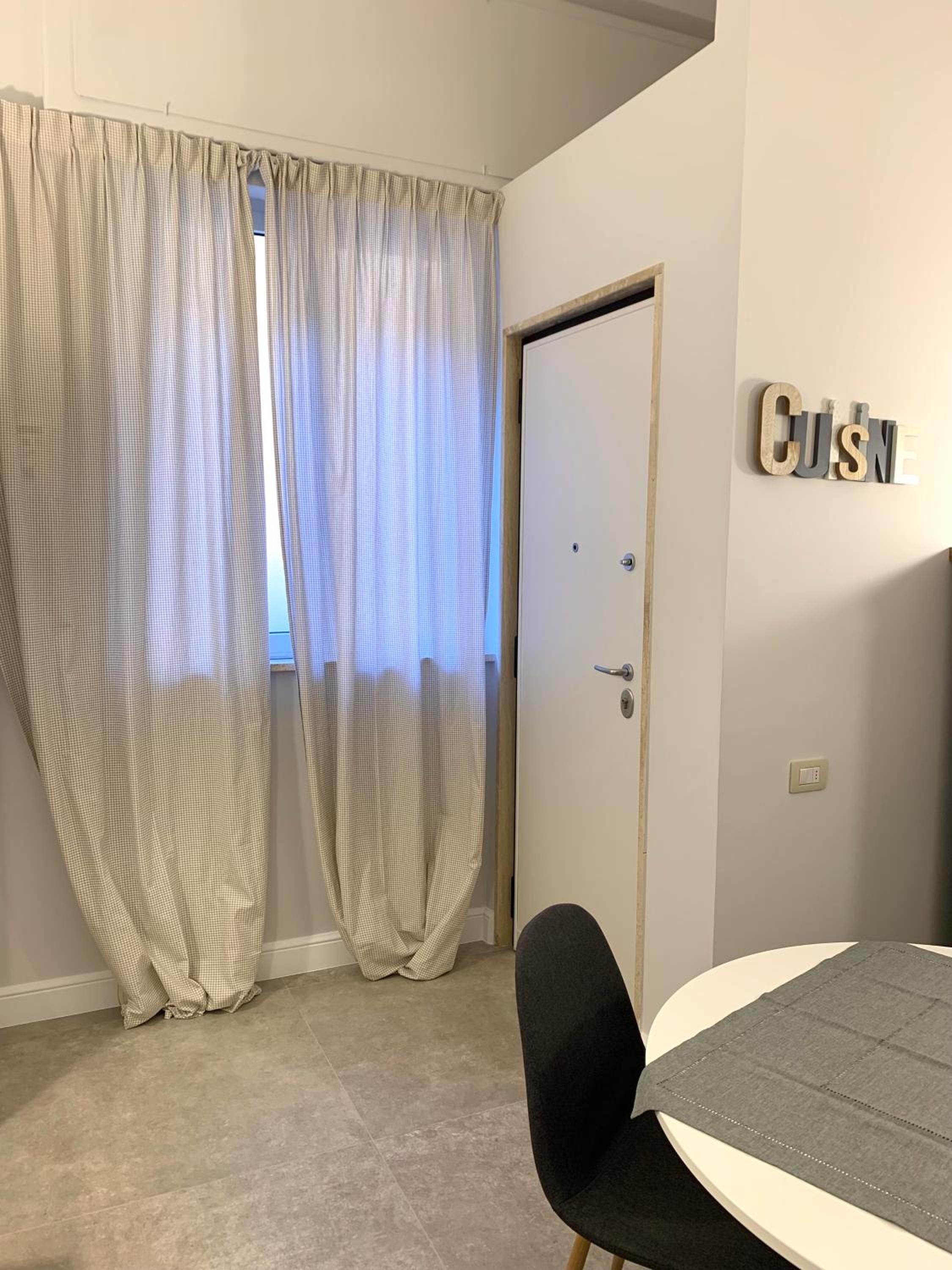 One-Bedroom Apartment - Photo 24