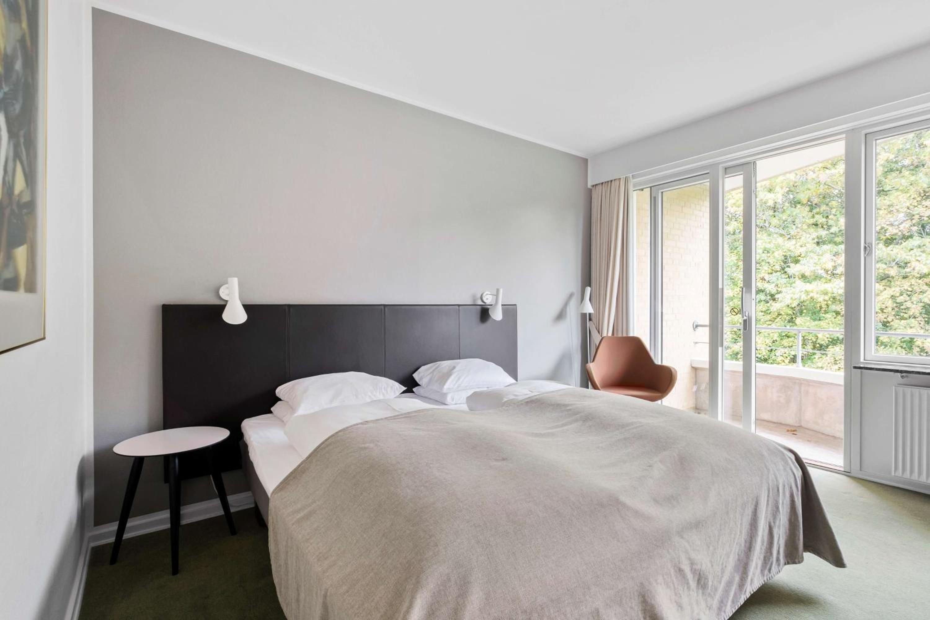 Twin Room - Photo 1
