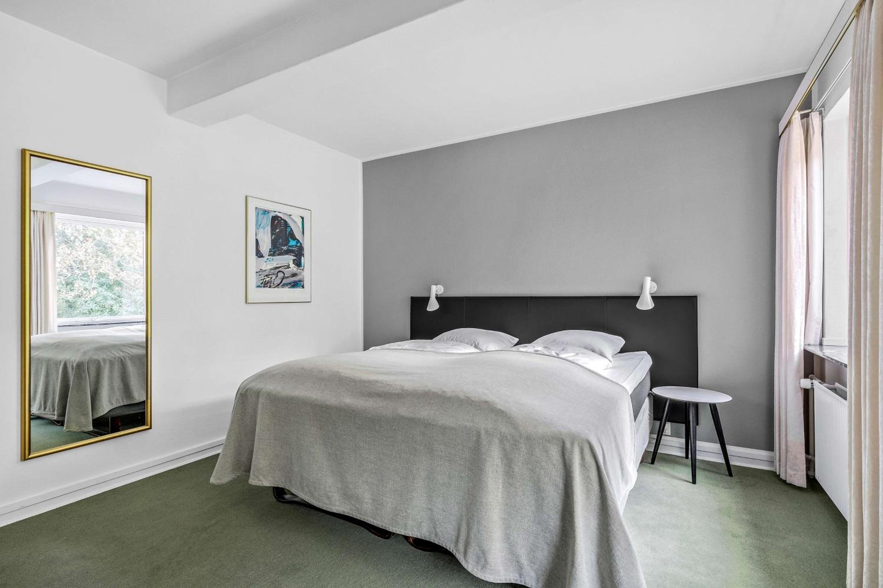 Twin Room - Photo 5