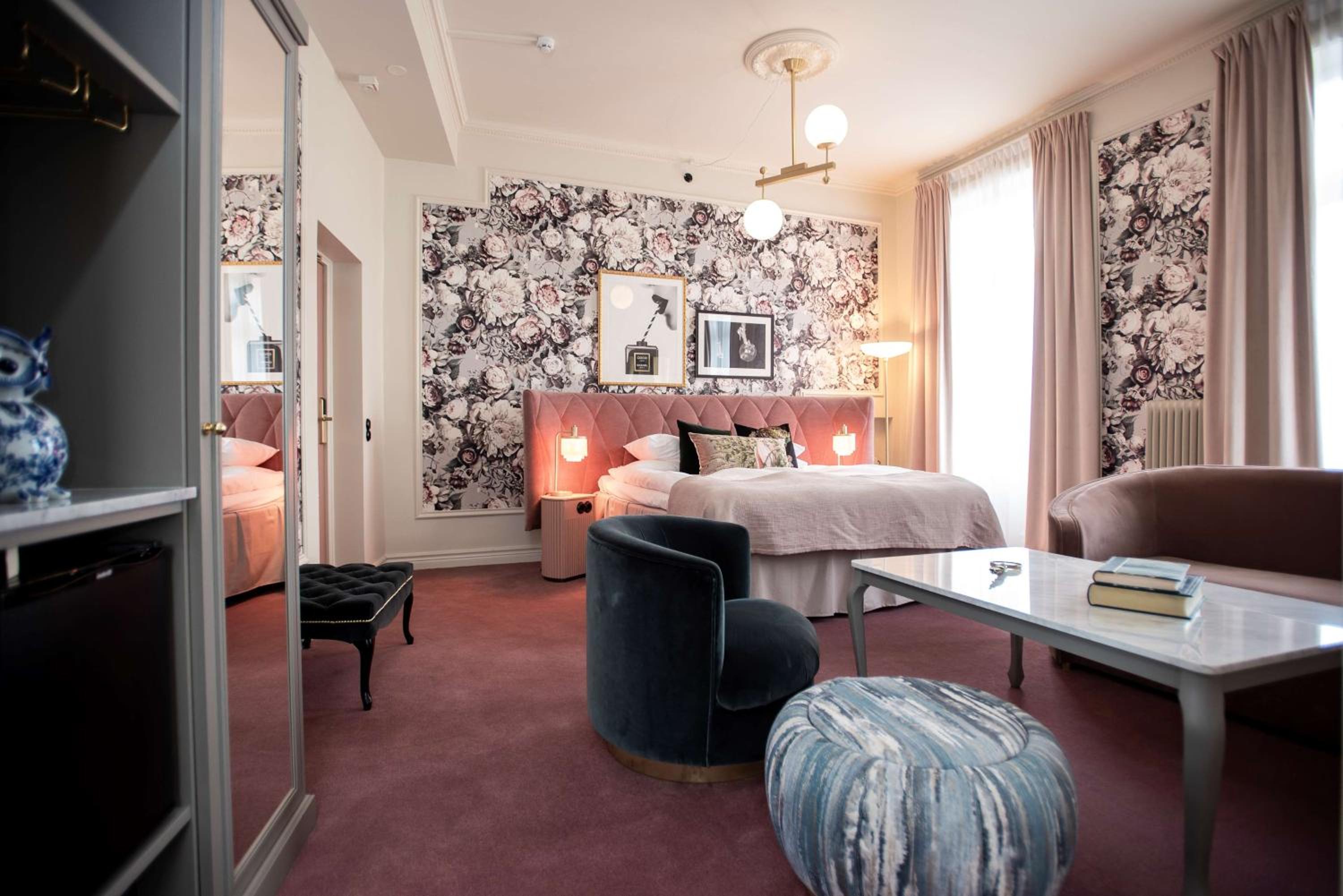 Junior King Suite - Photo 5