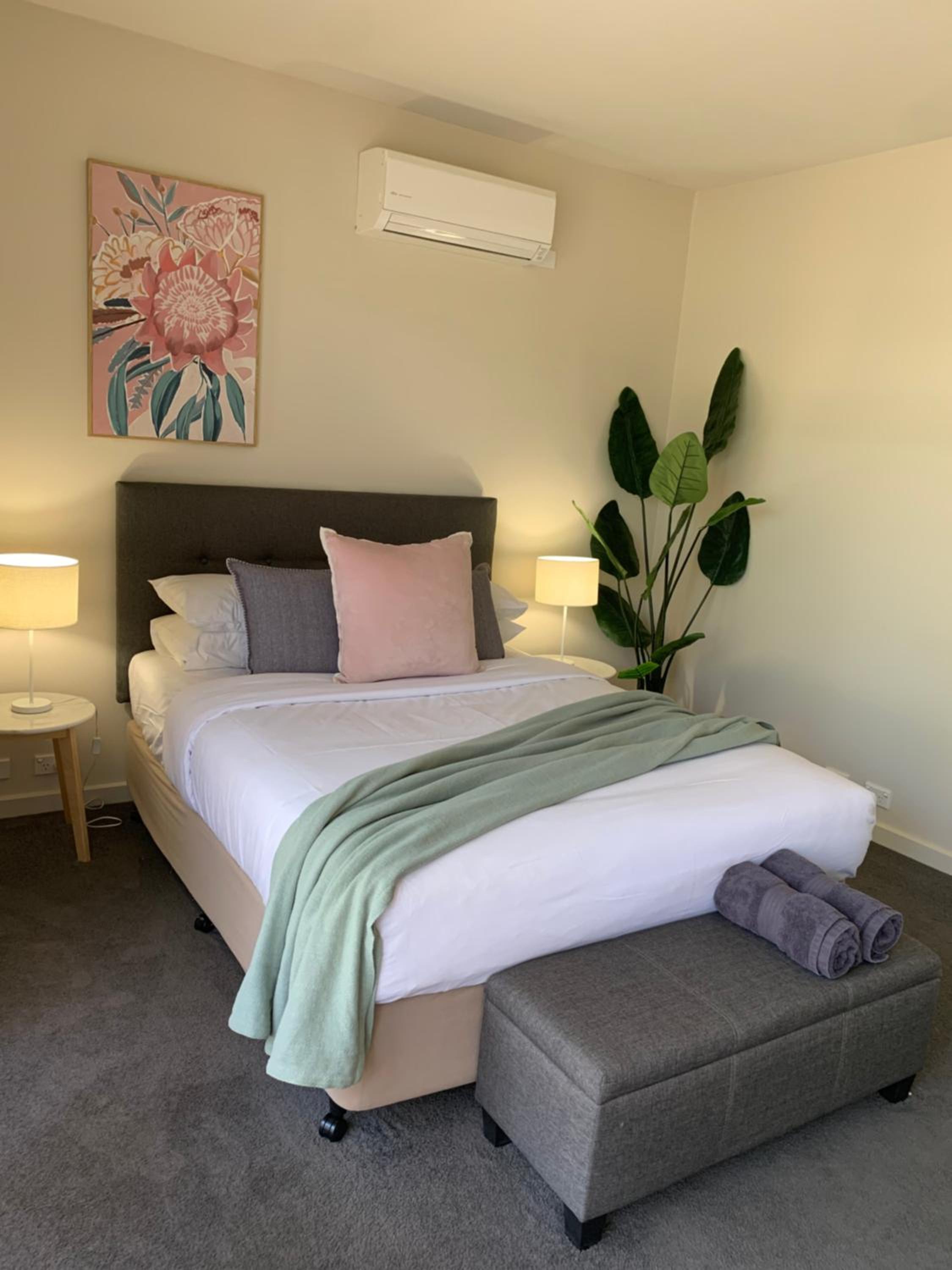 Two-Bedroom Apartment - Photo 30