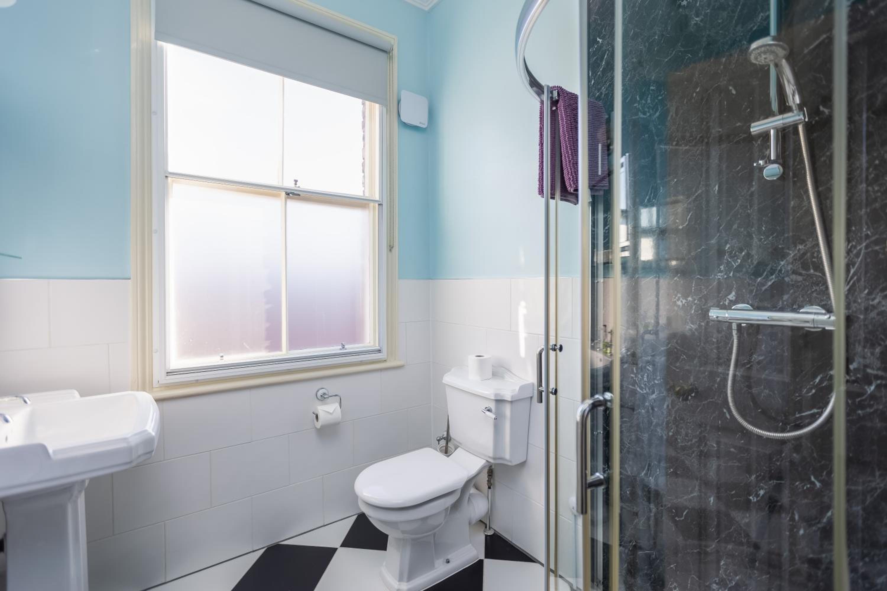 Deluxe Double Room with Shower photo 2