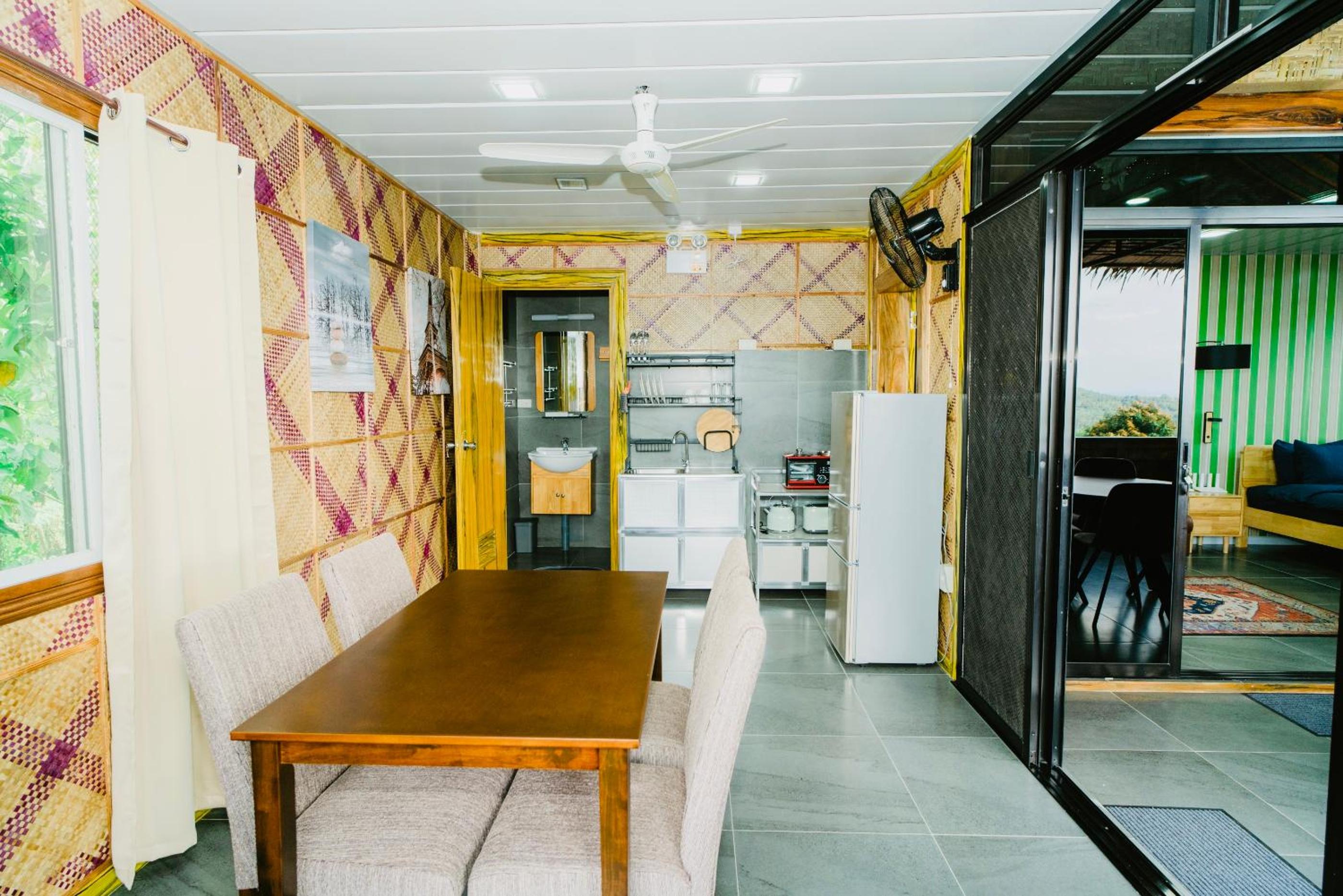 King Room with Sea View - Photo 6