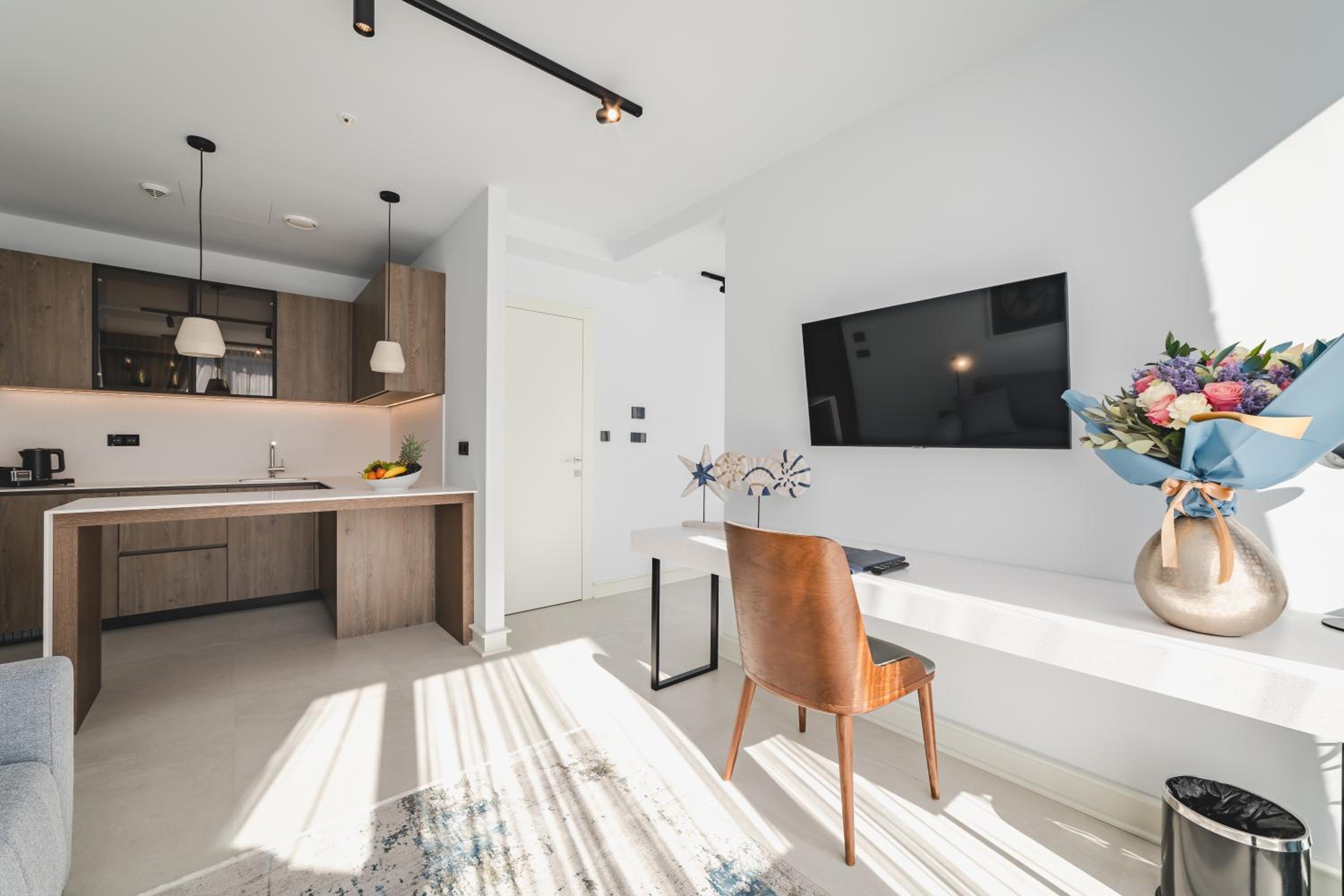 Apartment - Photo 8
