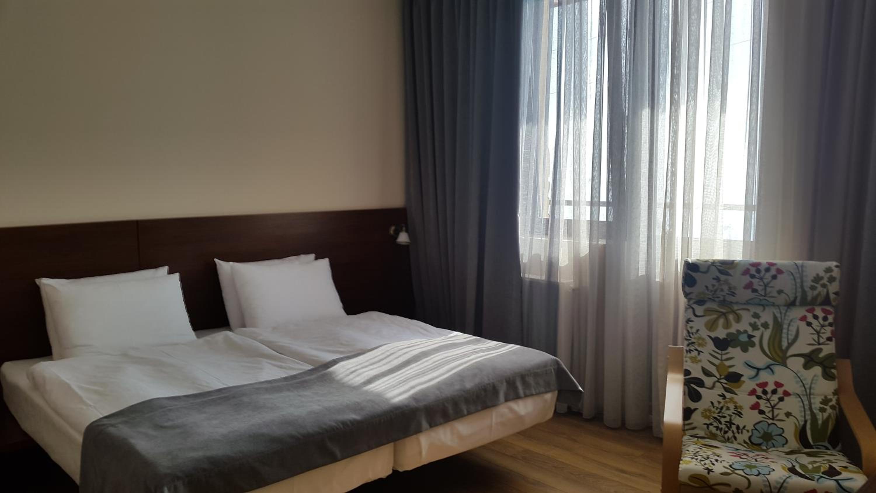 Triple Room with Balcony and Mountain View