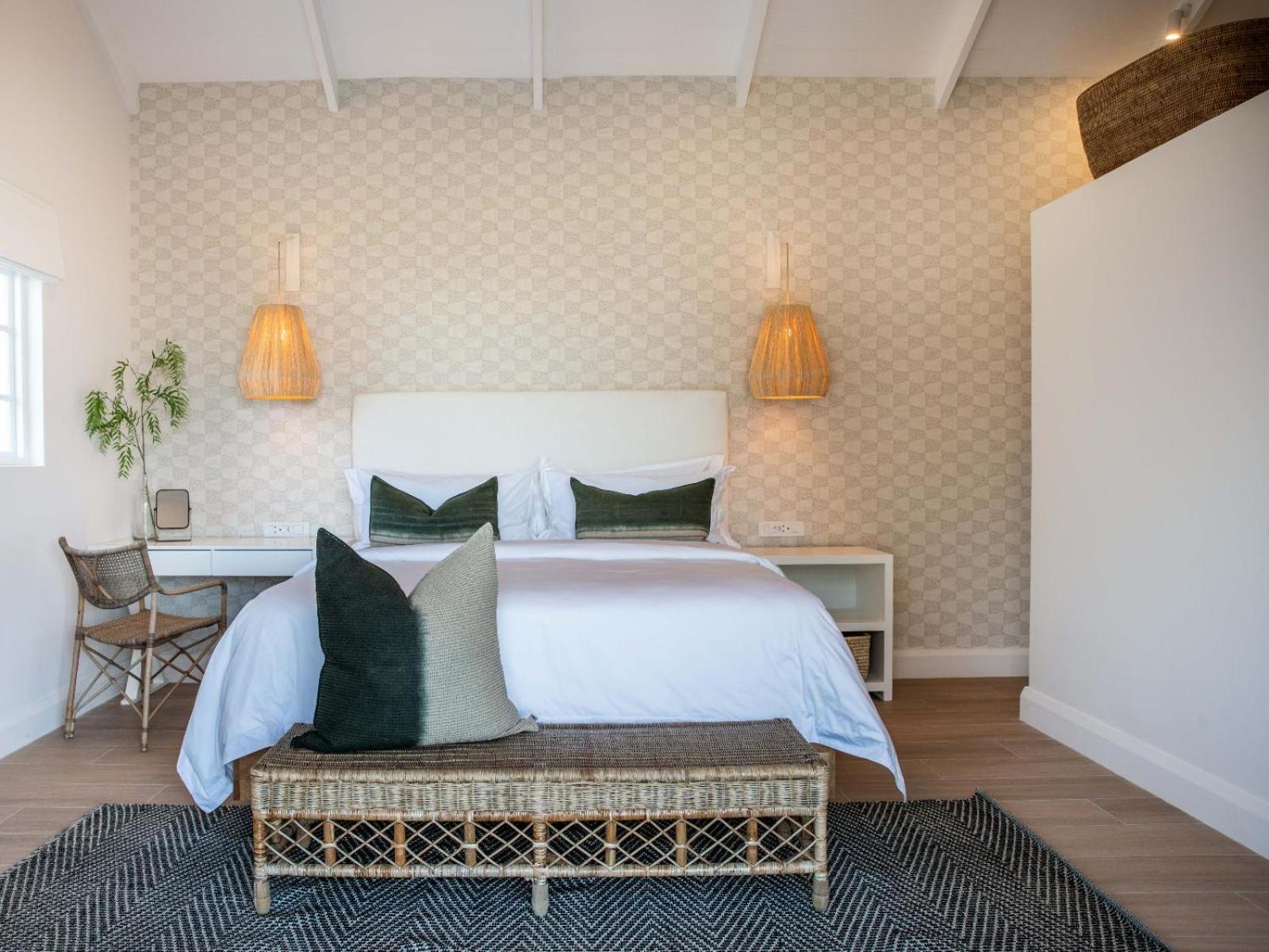 Deluxe King Room photo 2
