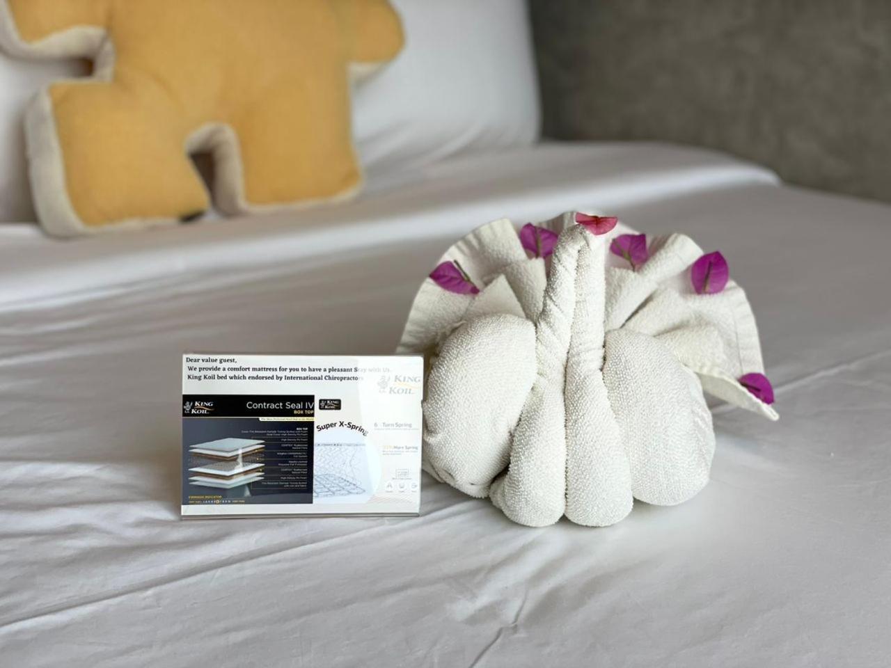 Deluxe Triple Room - Photo 21