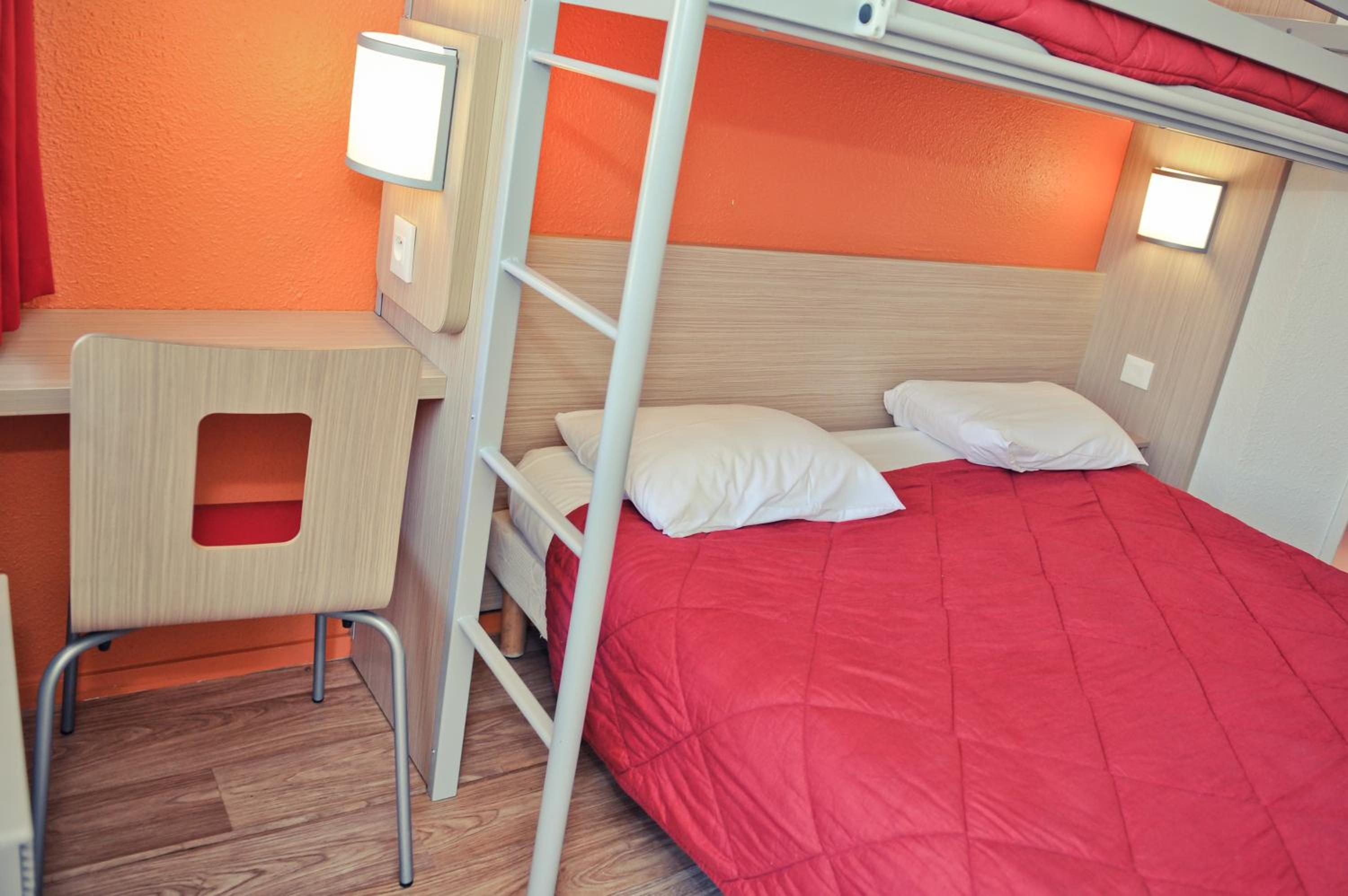 Standard Plus Room - 1 Double Bed 1 Single Bed - Photo 2
