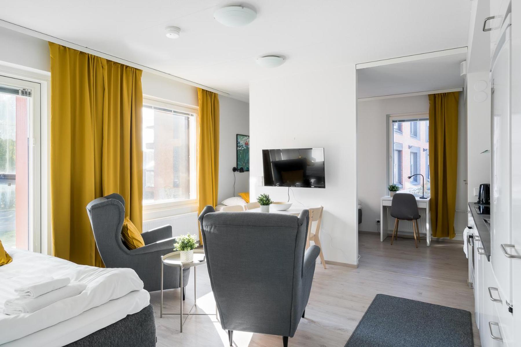 Apartment with Balcony photo 1