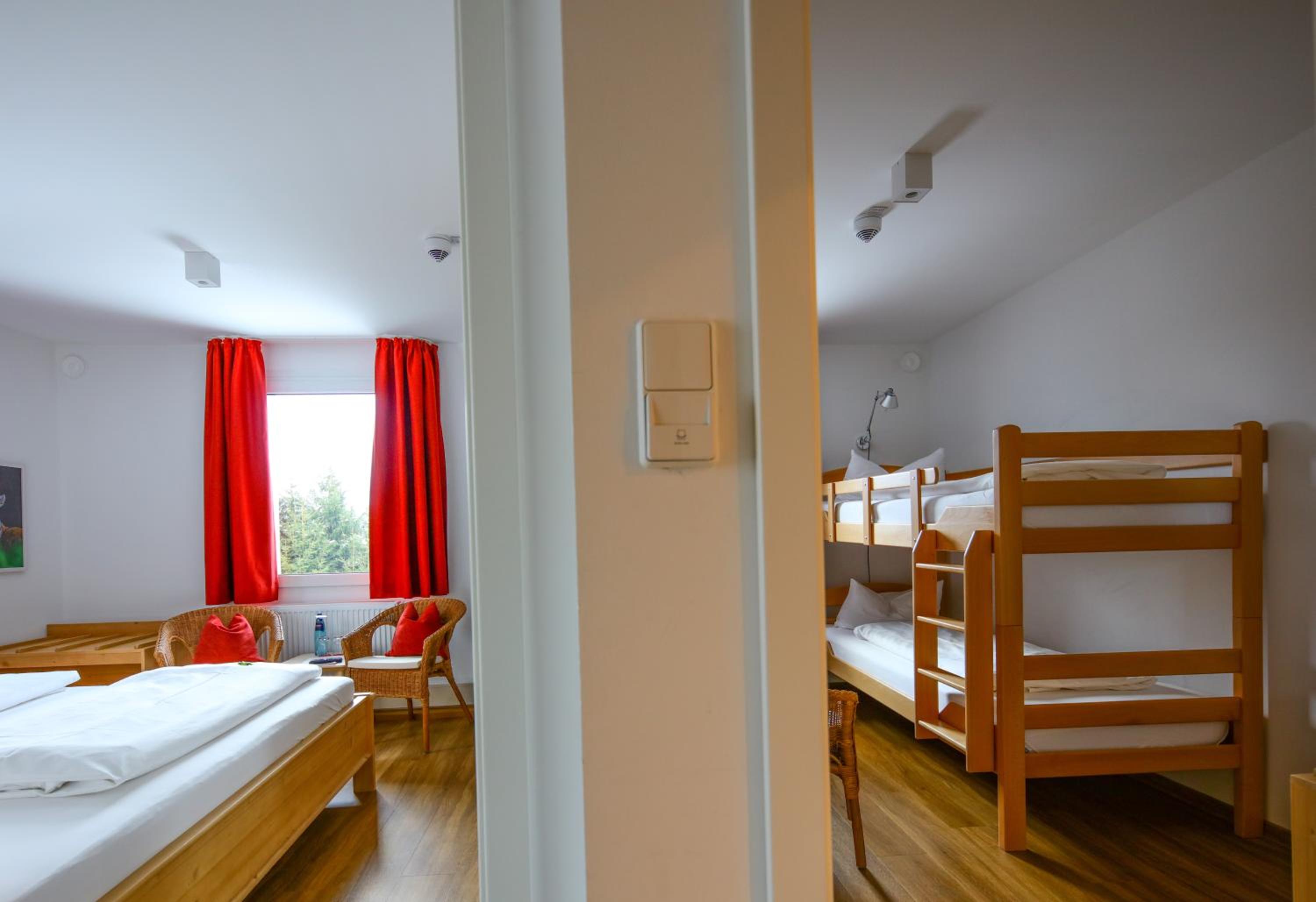 Quadruple Room - Photo 3