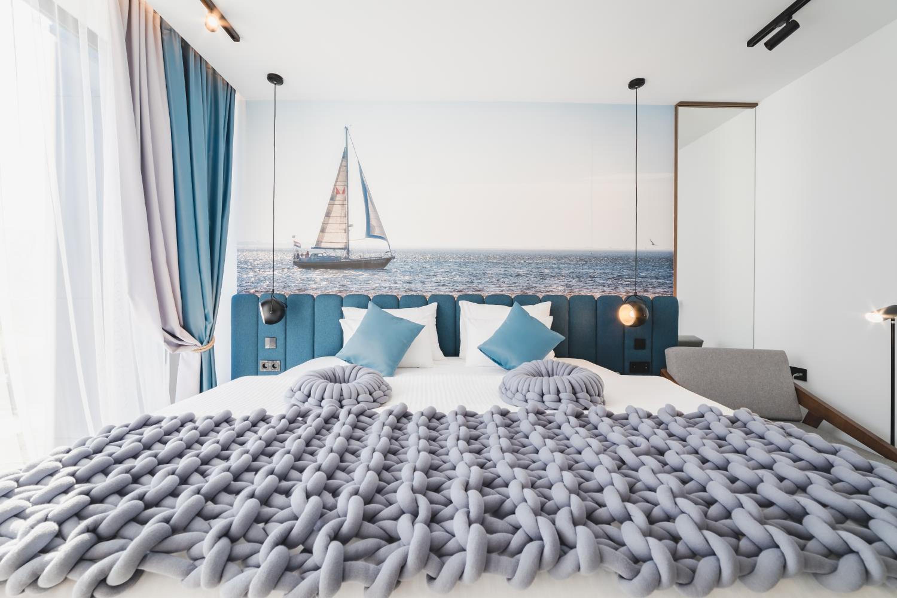 Double Room - Photo 5