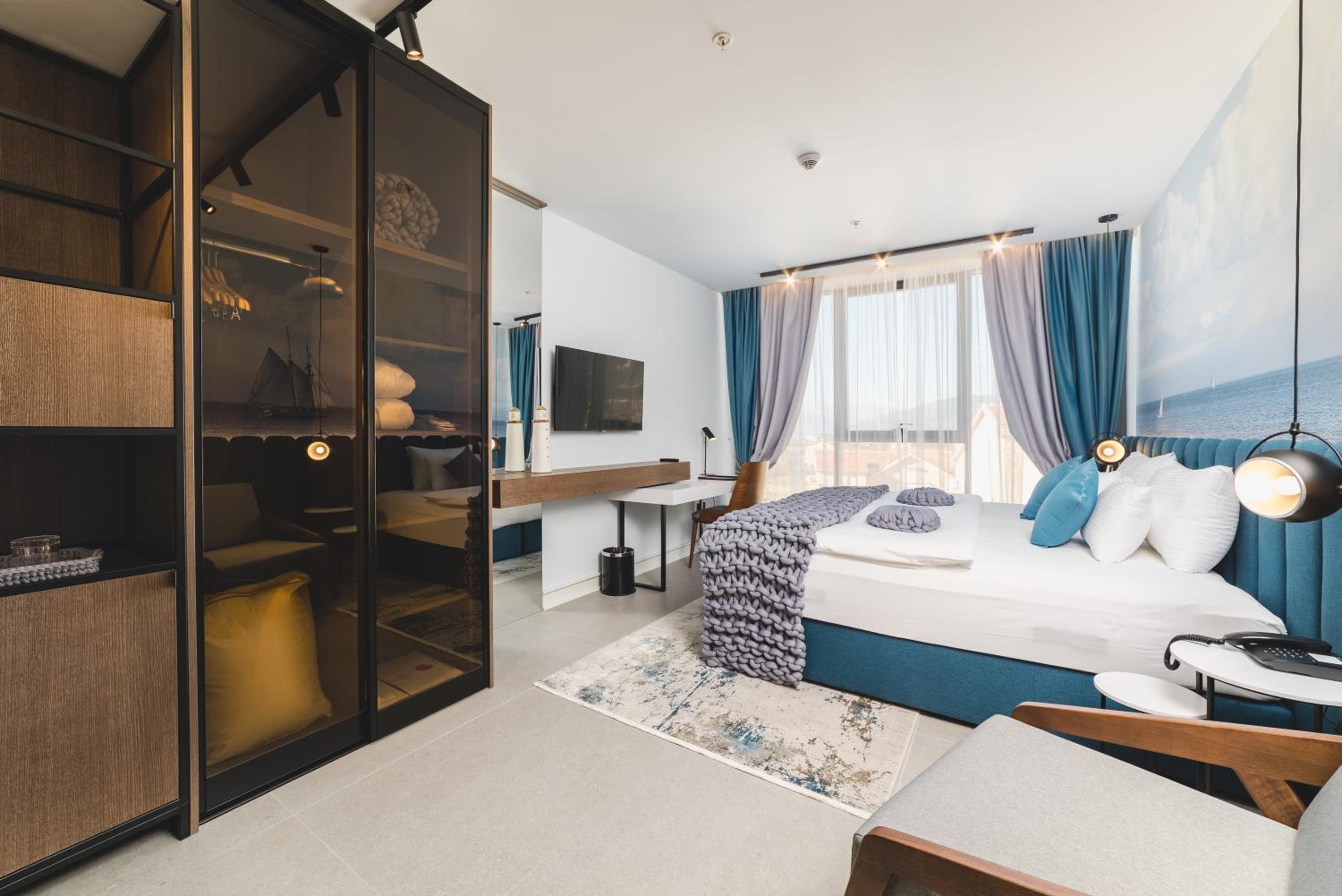 Double Room - Photo 9