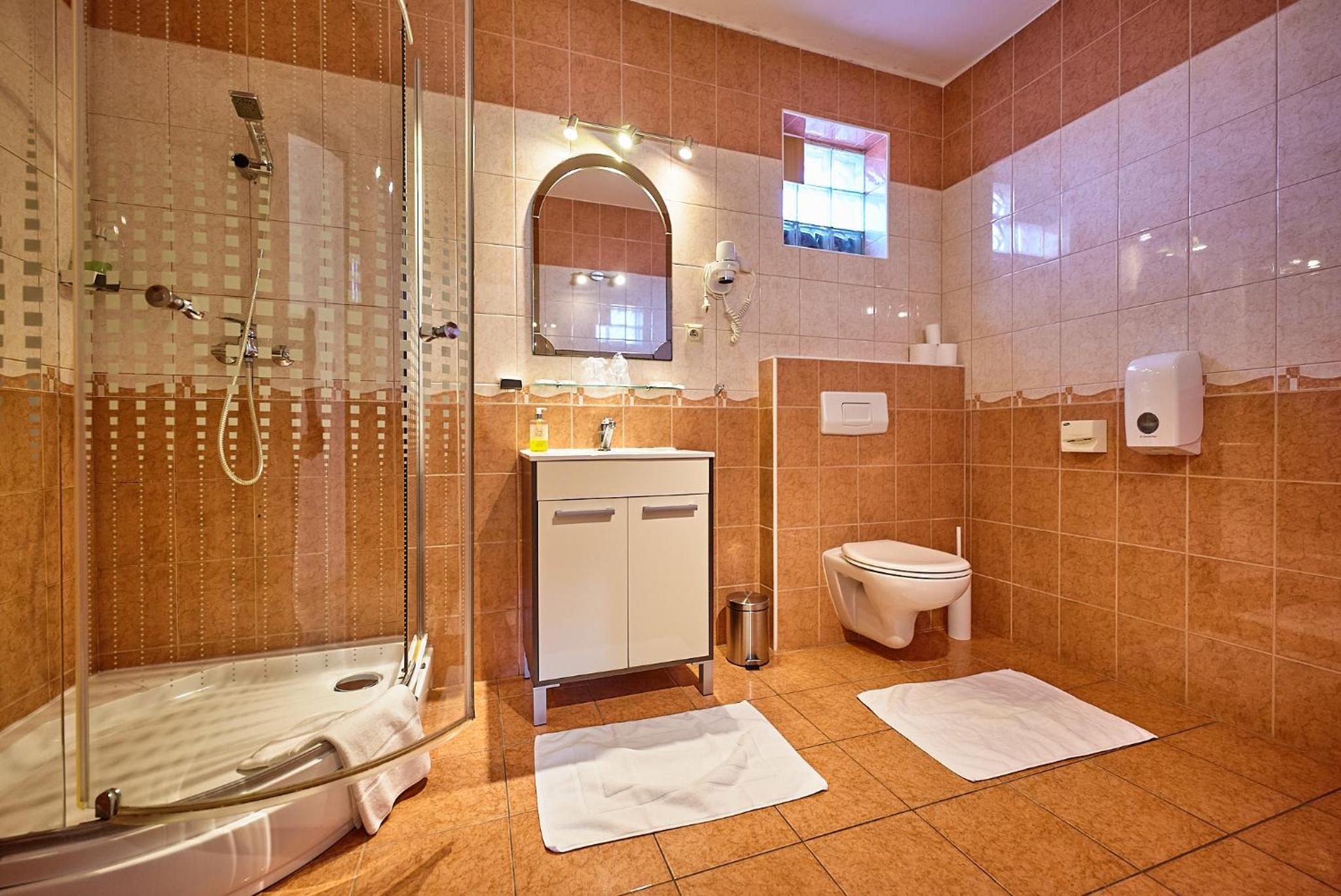 Family Room - Photo 12