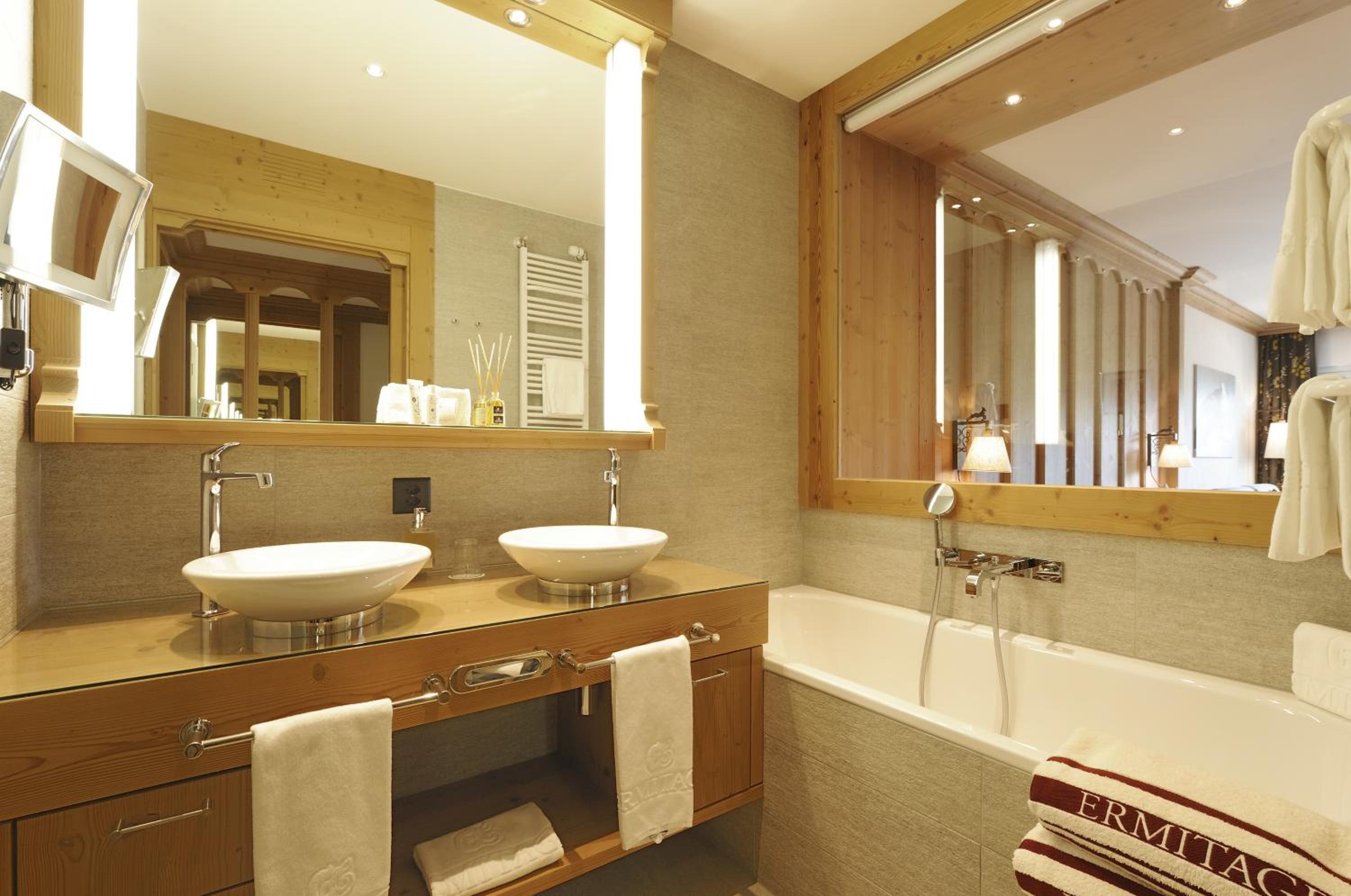 Junior Suite - Photo 9