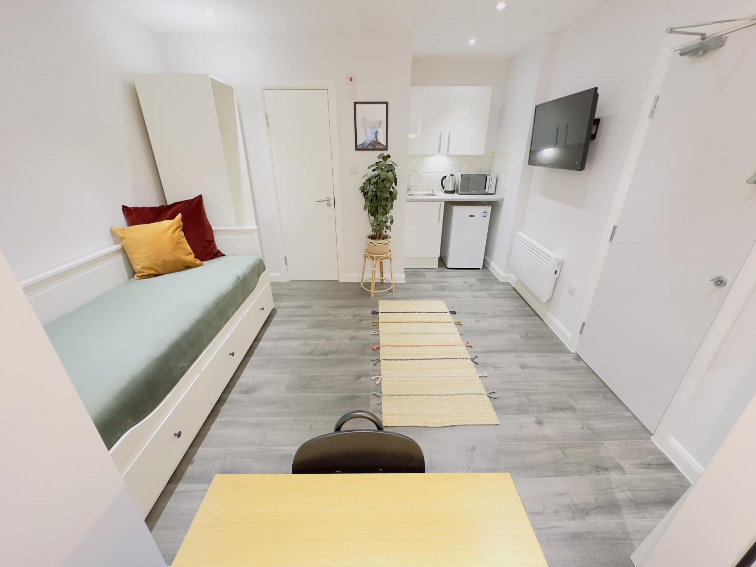 Small Double Room photo 1