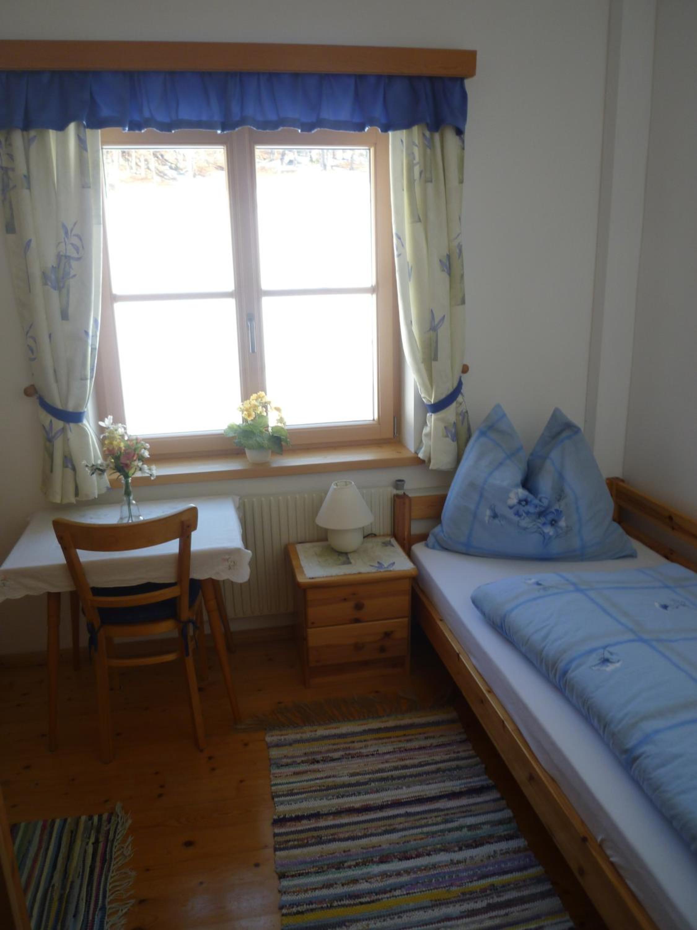 Three-Bedroom Apartment with Balcony photo 2