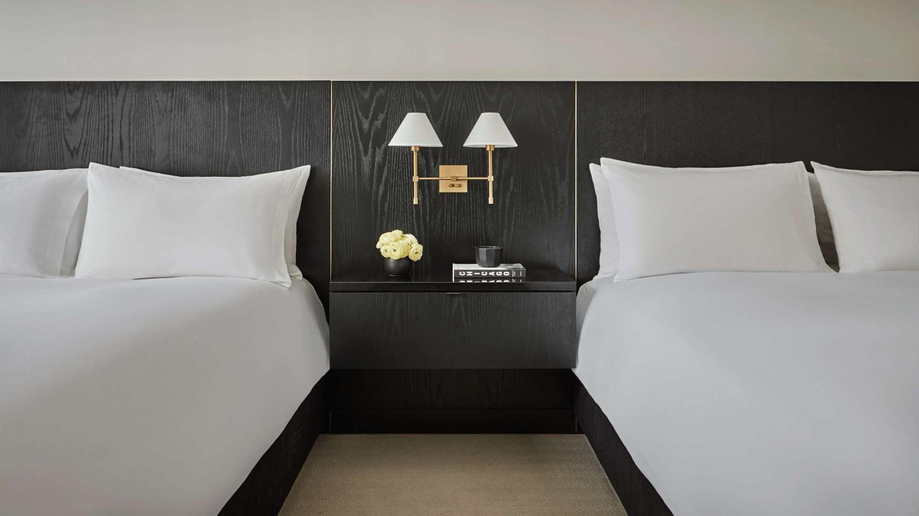 Queen Queen Guestroom - Photo 4