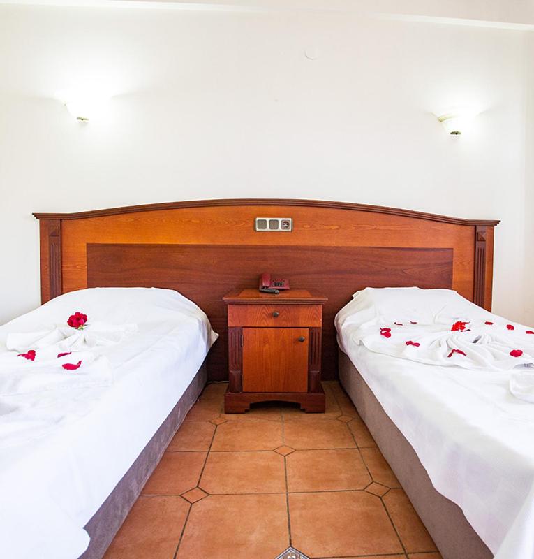 Budget Double Room photo 3