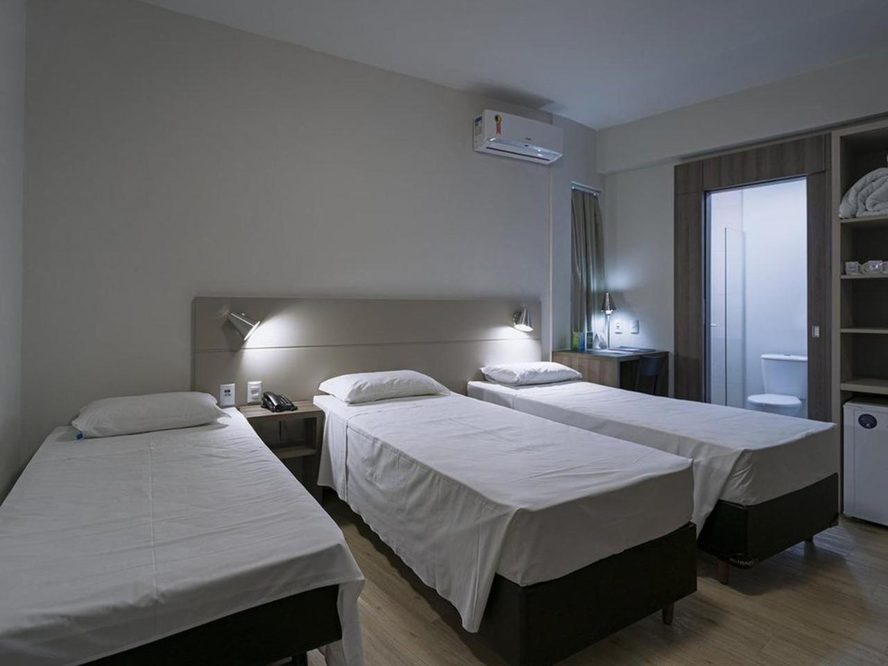 Standard Triple Room photo 3