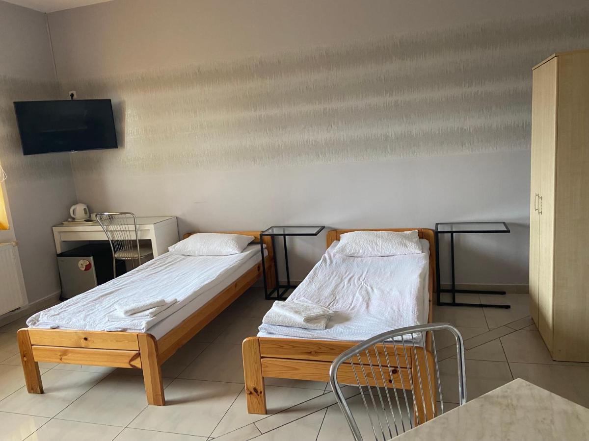 Triple Room with Bathroom photo 1