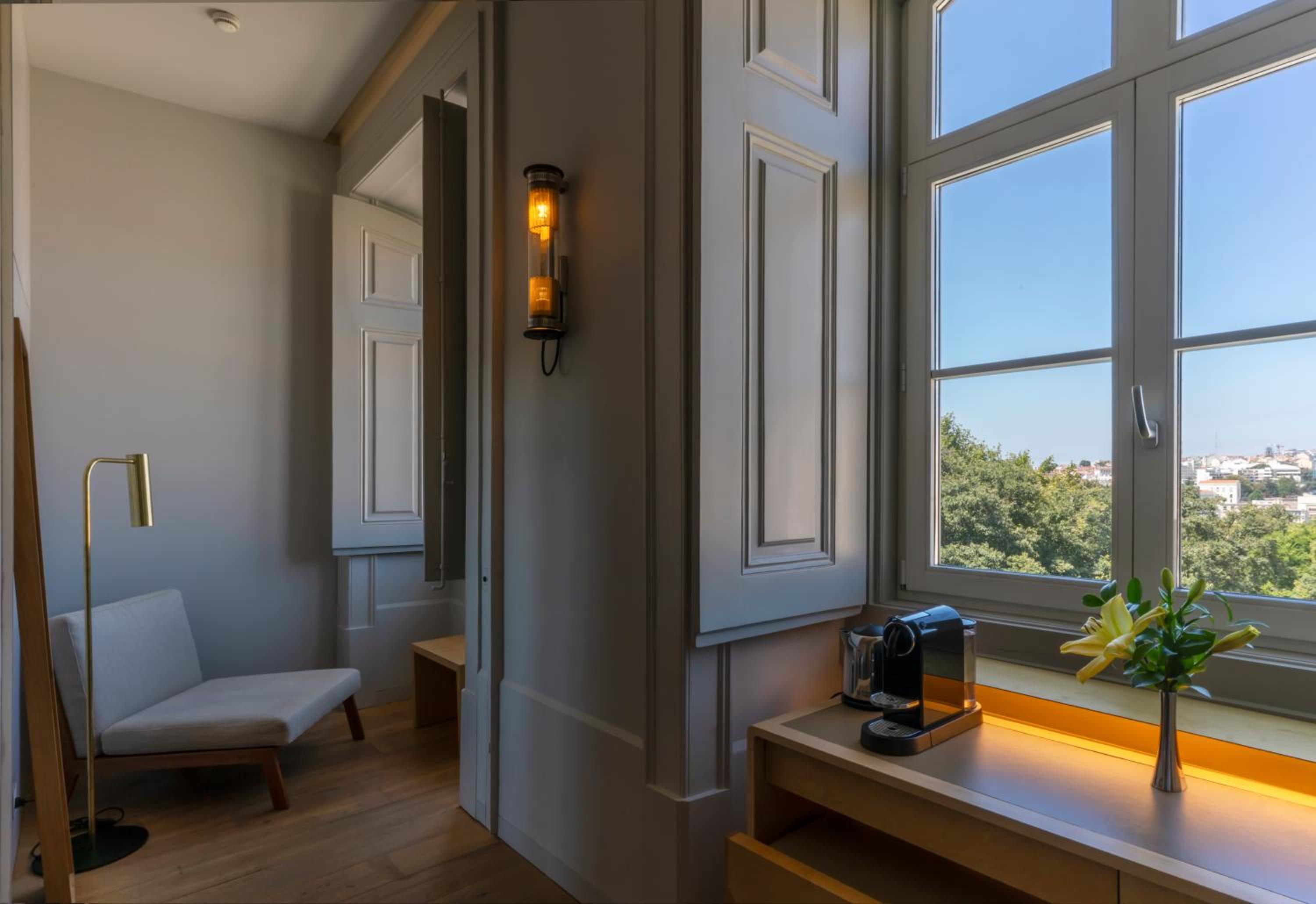 Superior Double Room with City View