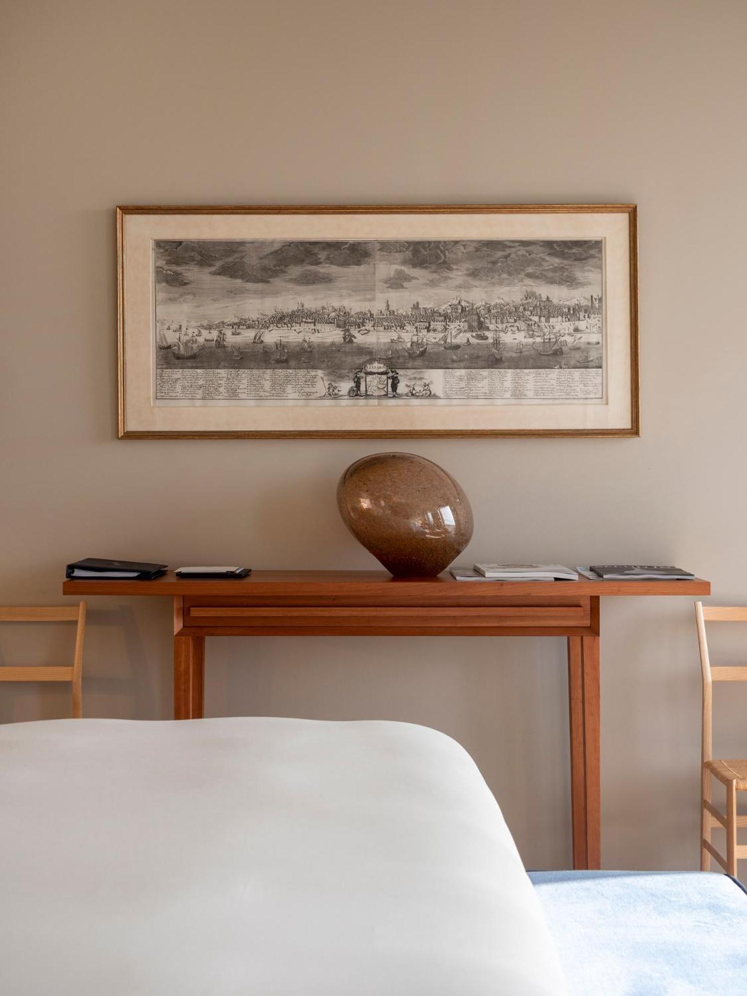 Junior Suite thumbnail 6