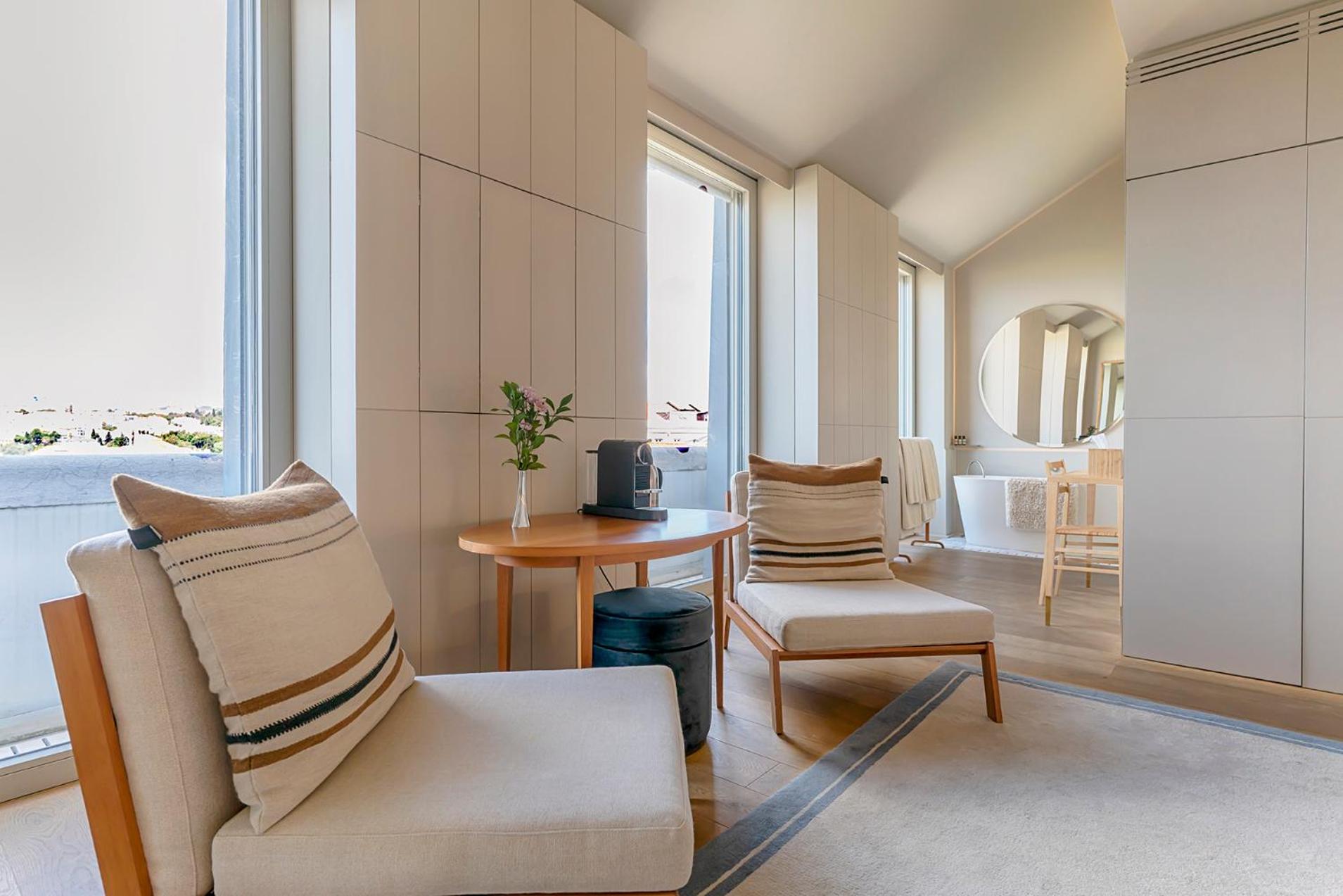 Junior Suite thumbnail 5