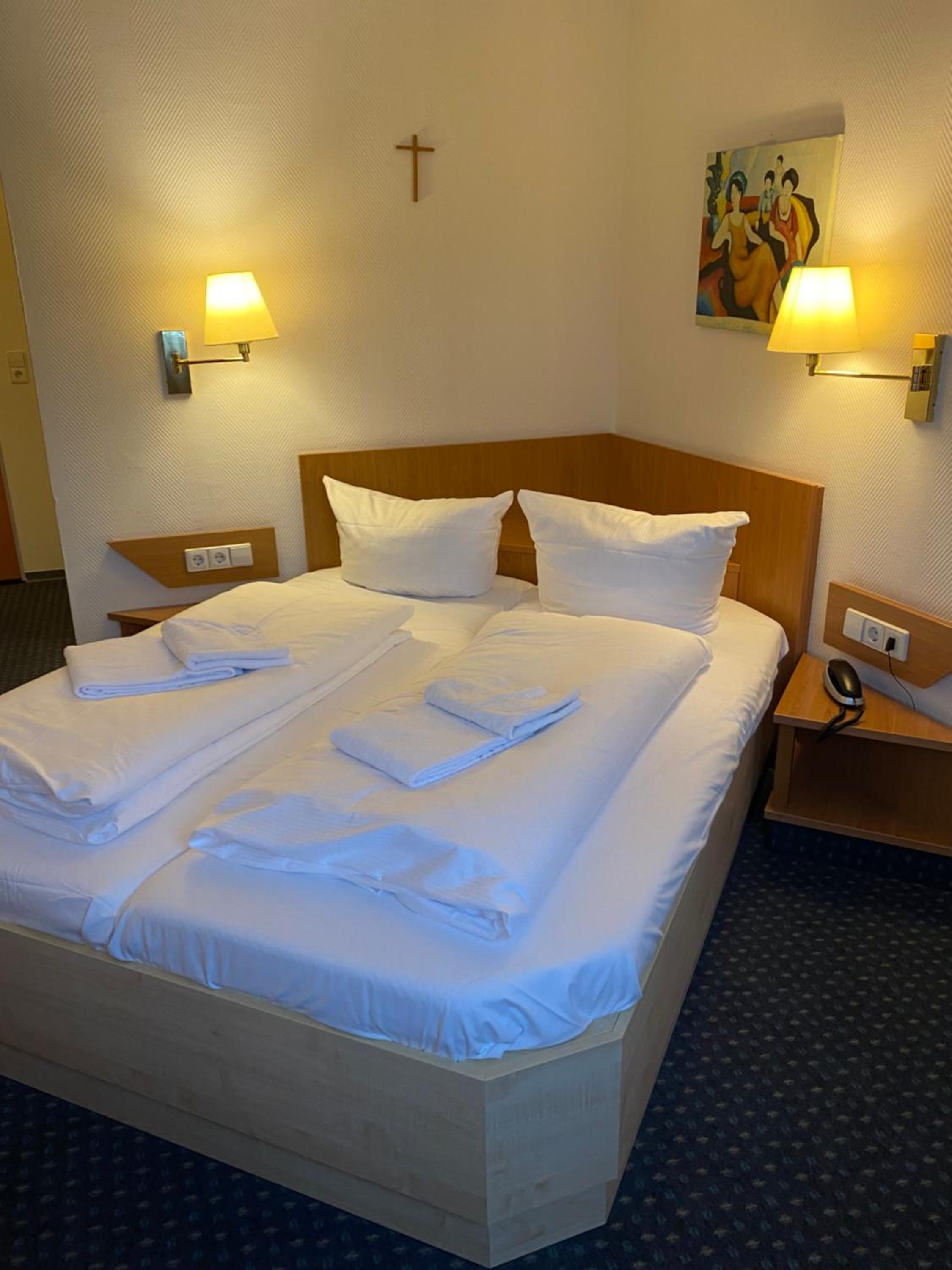 Standard Double Room - Photo 3