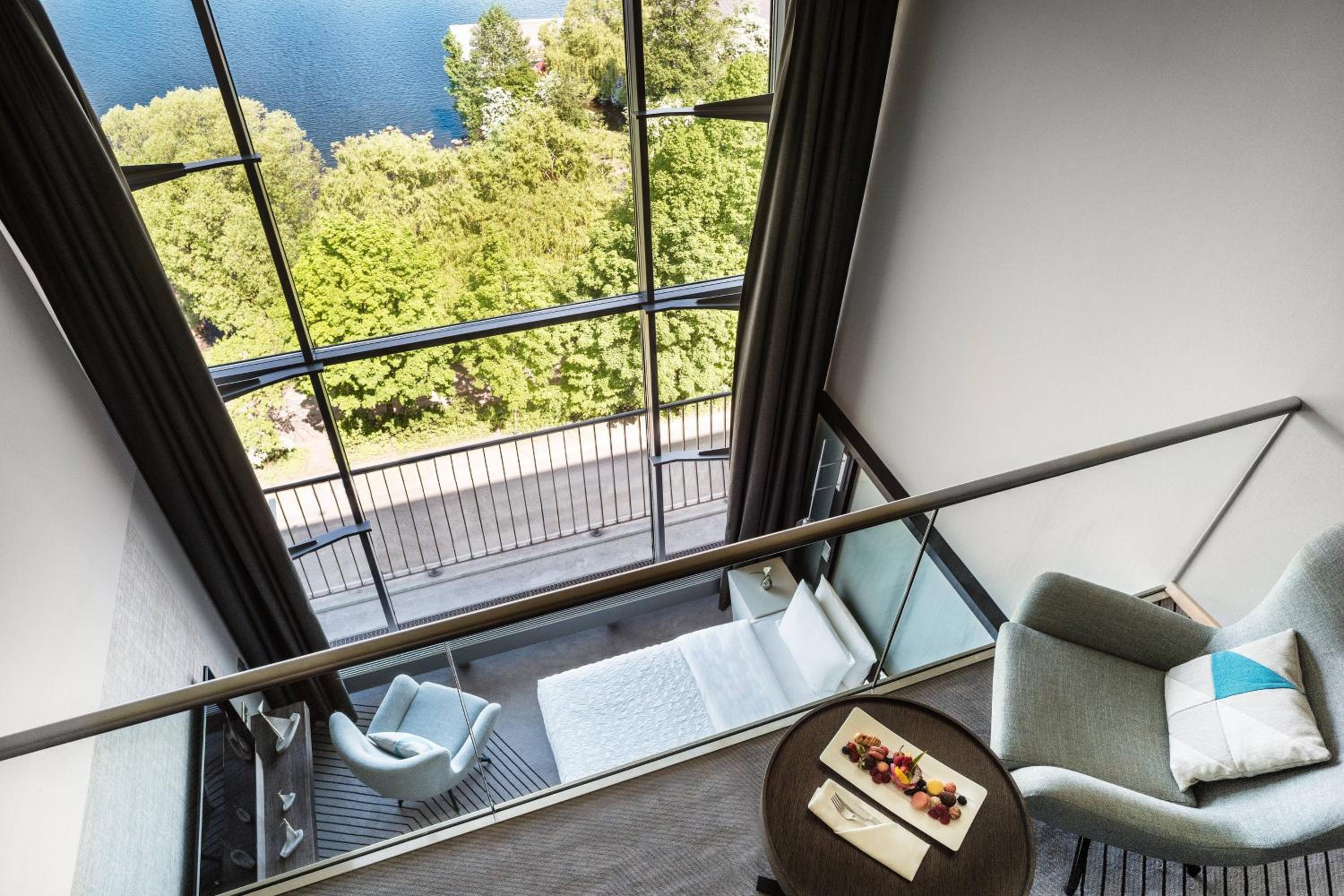 Duplex Lake Suite, Bi-level Suite, Alster view thumbnail 5