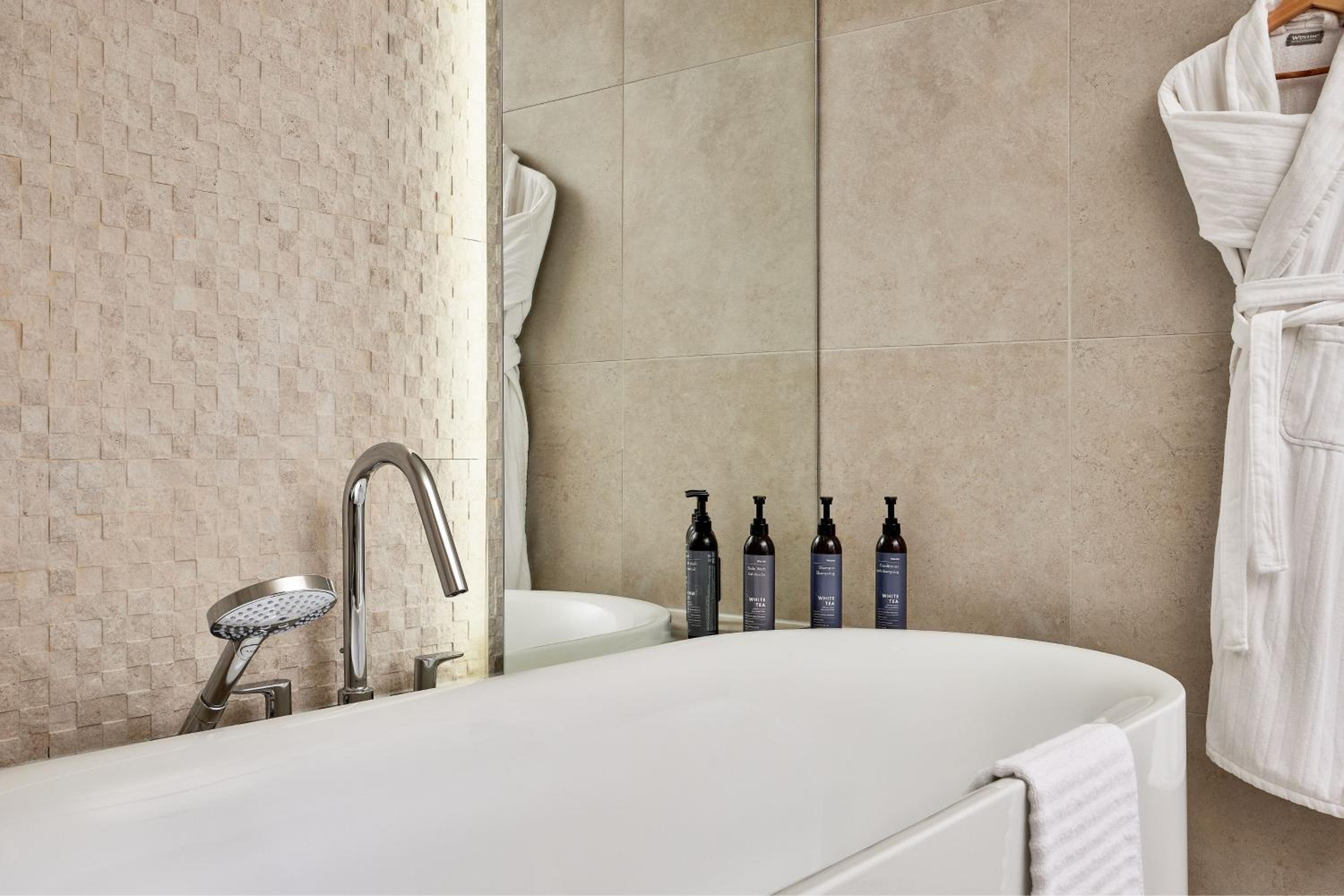 Präsidentensuite, Club-Lounge-Zugang, 2-Zimmer-Suite Präsidentensuite, Club-Lounge-Zugang, 2-Zimmer-Suite