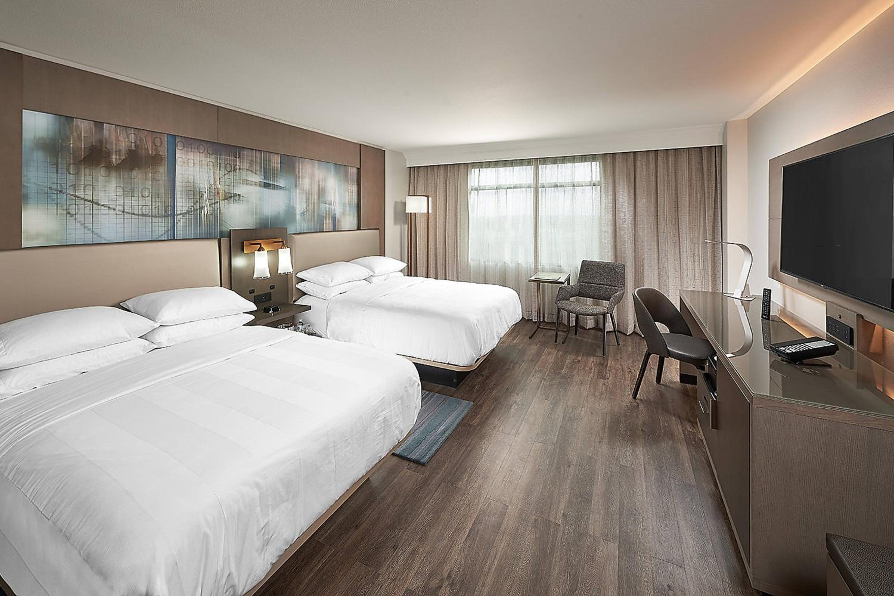 Two Queen Beds - Concierge level  - Photo 5