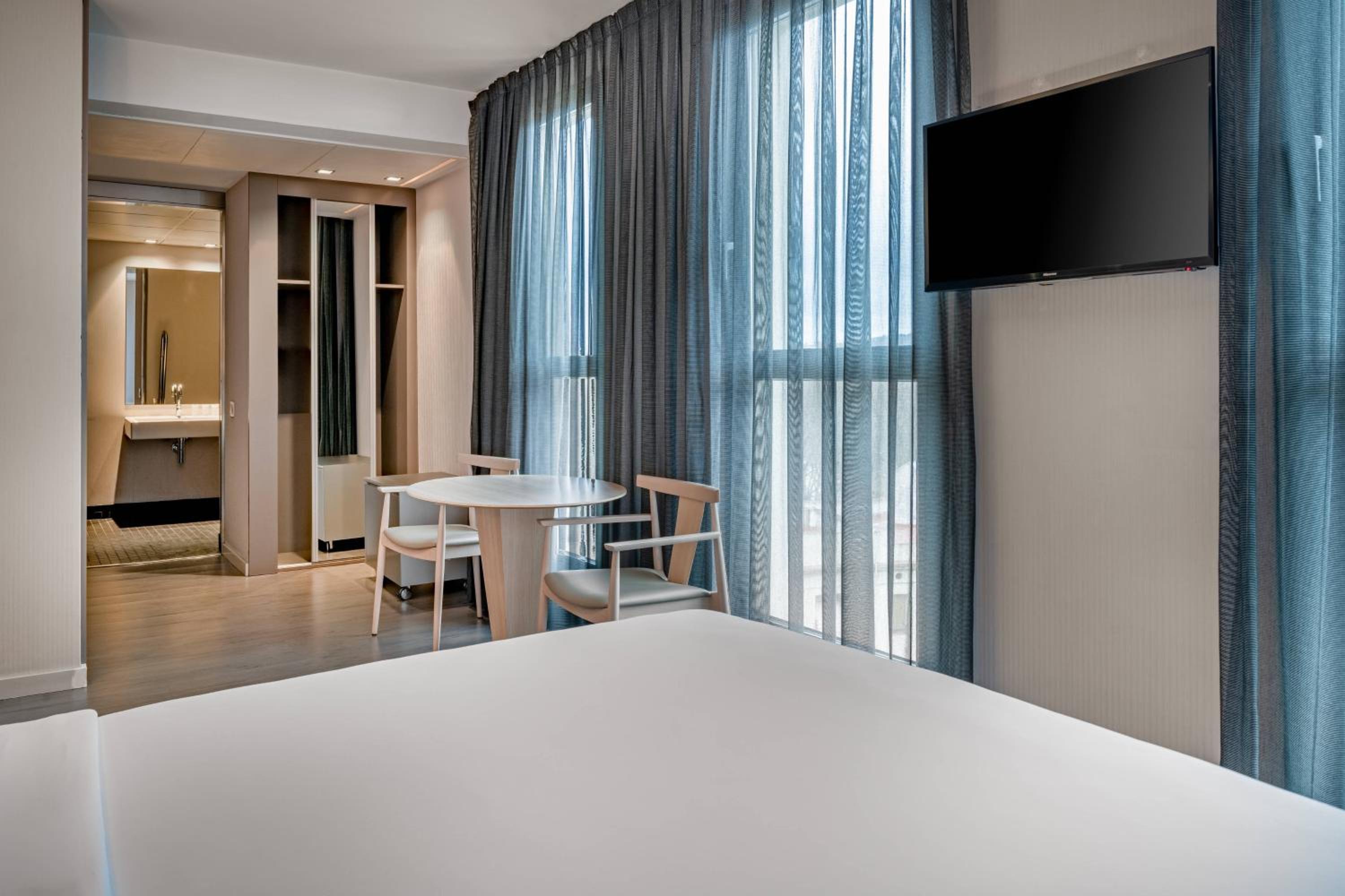 Standard Queen, Guest room, 1 Queen