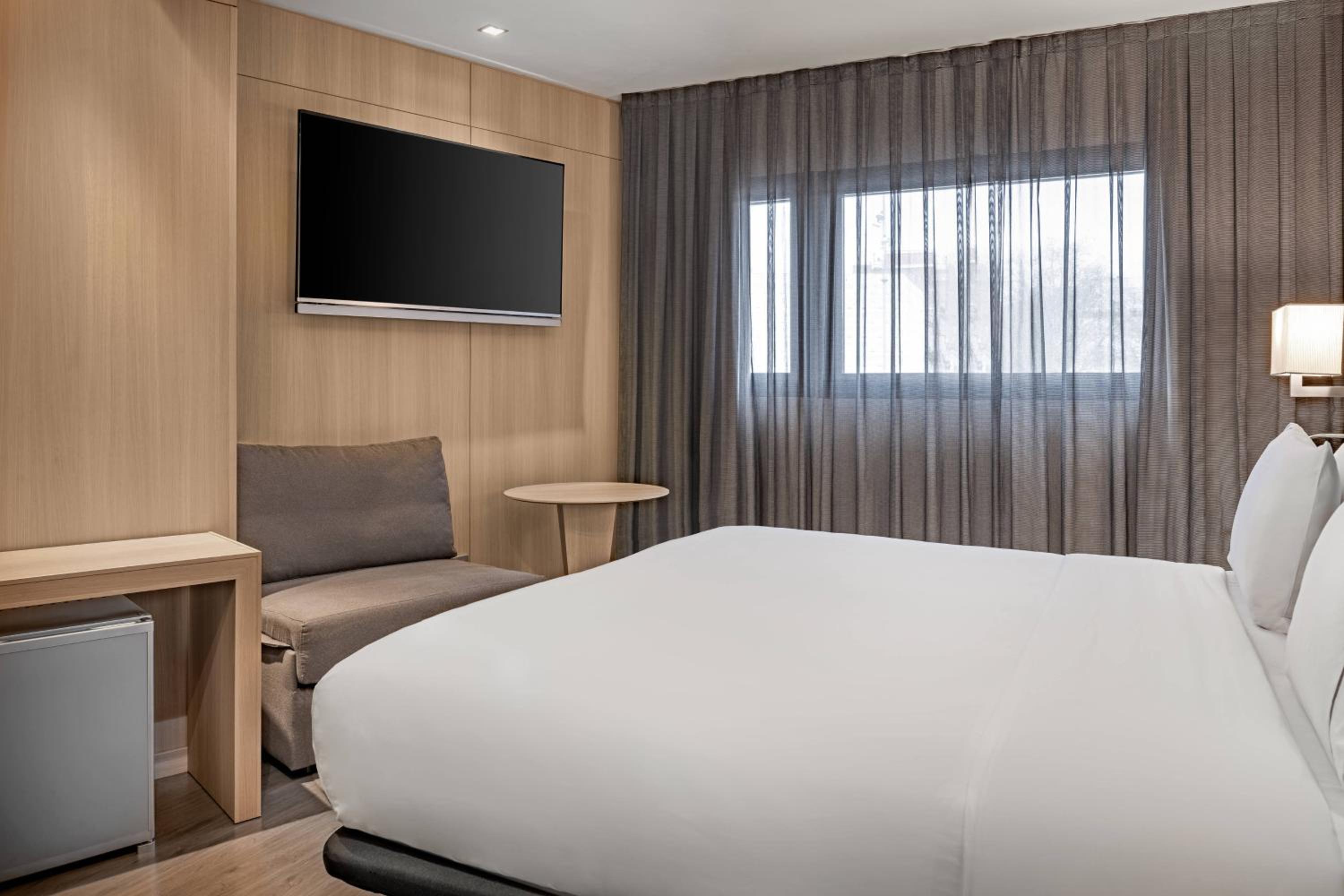 Standard Triple, Guest room, 1 King