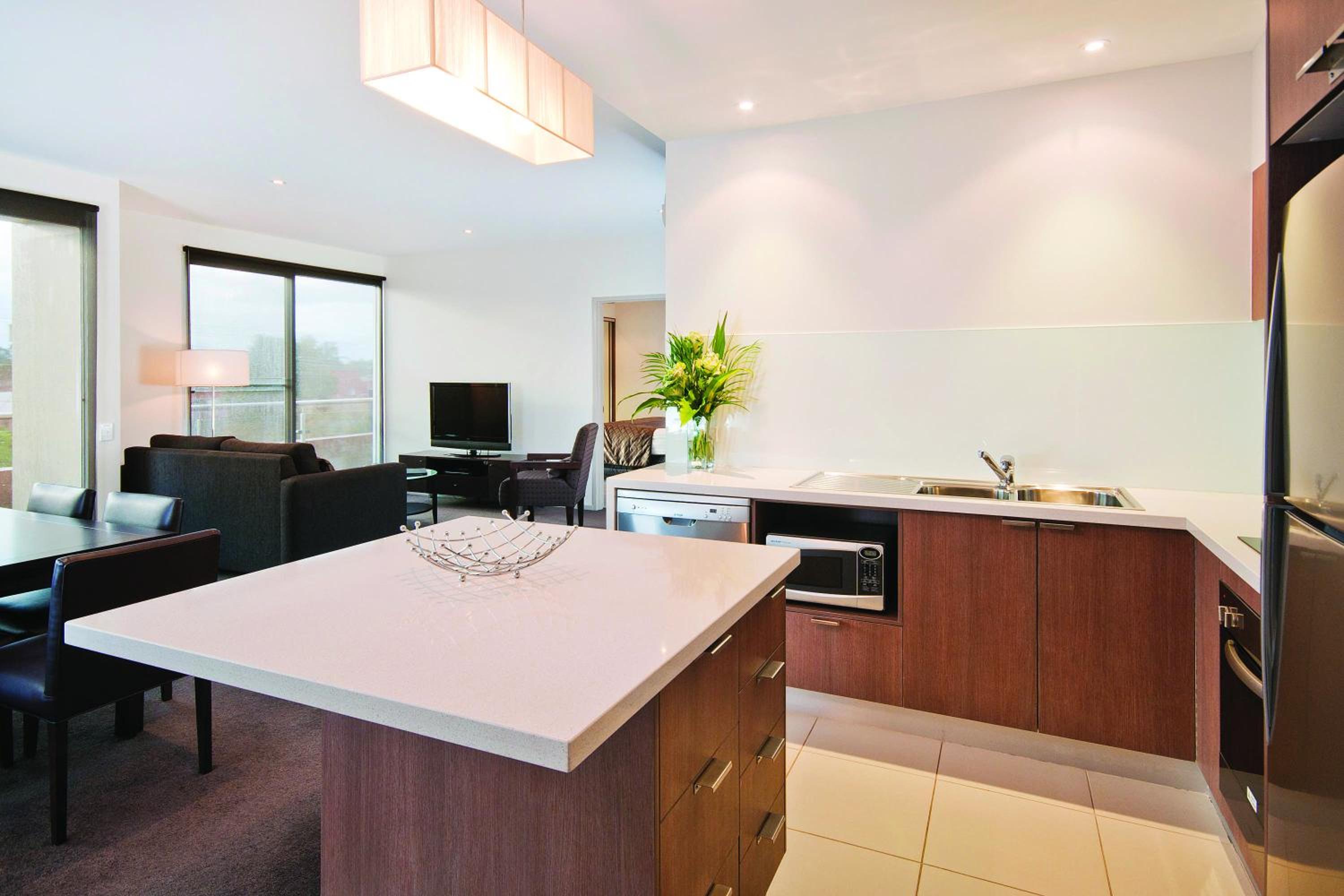 Two-Bedroom Apartment - Photo 4