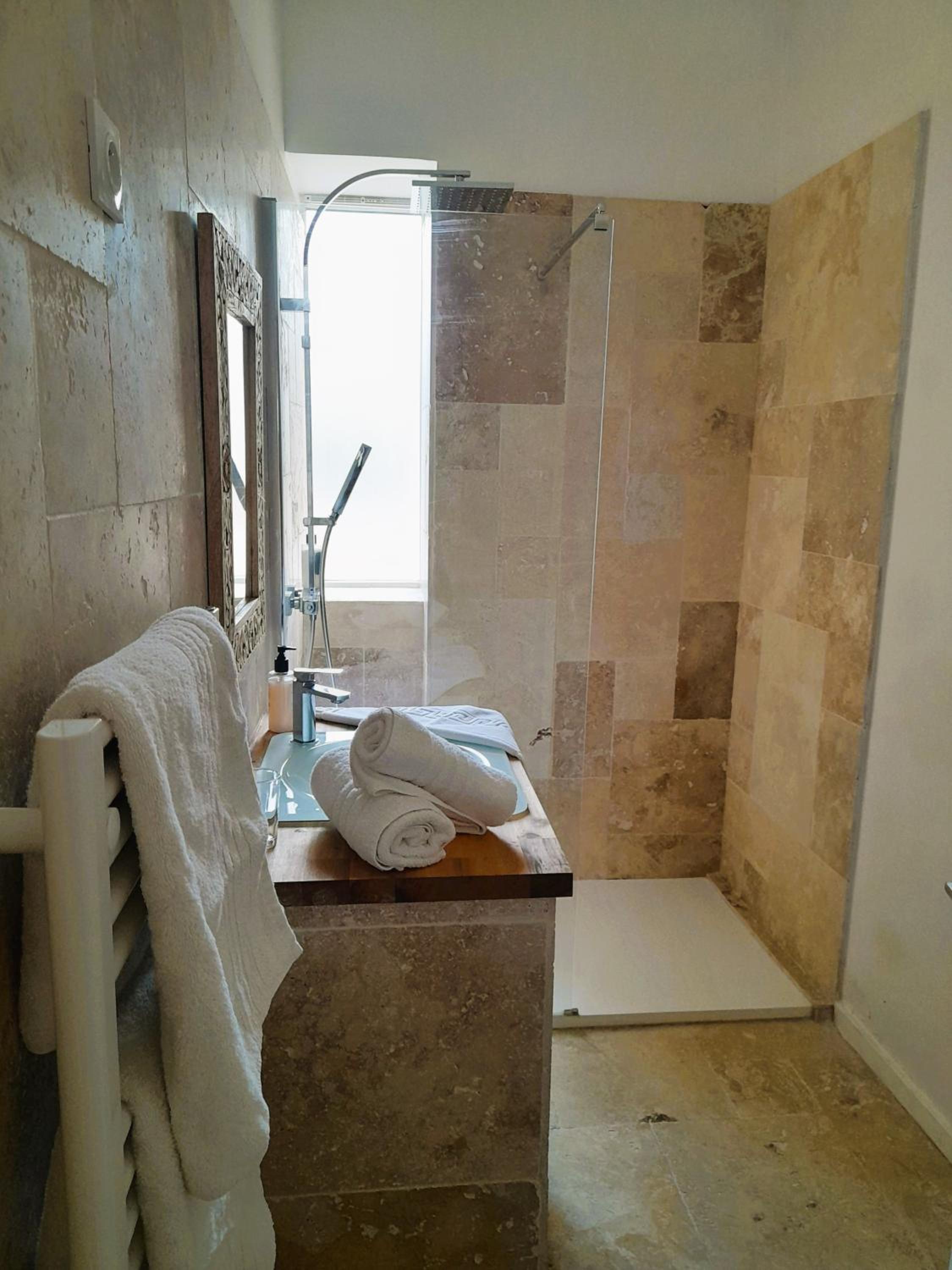 Superior Double Room - Photo 2