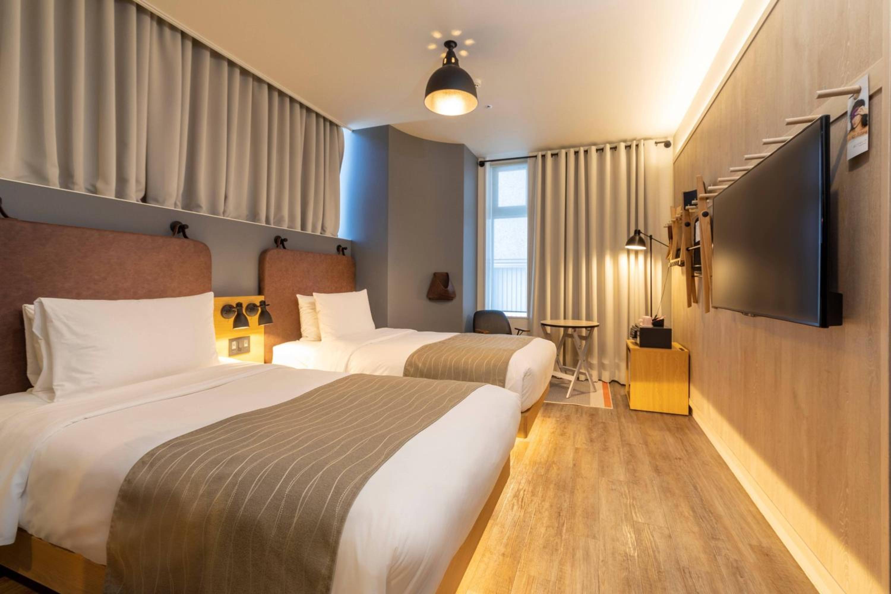 Moxy Sleeper Twin Room