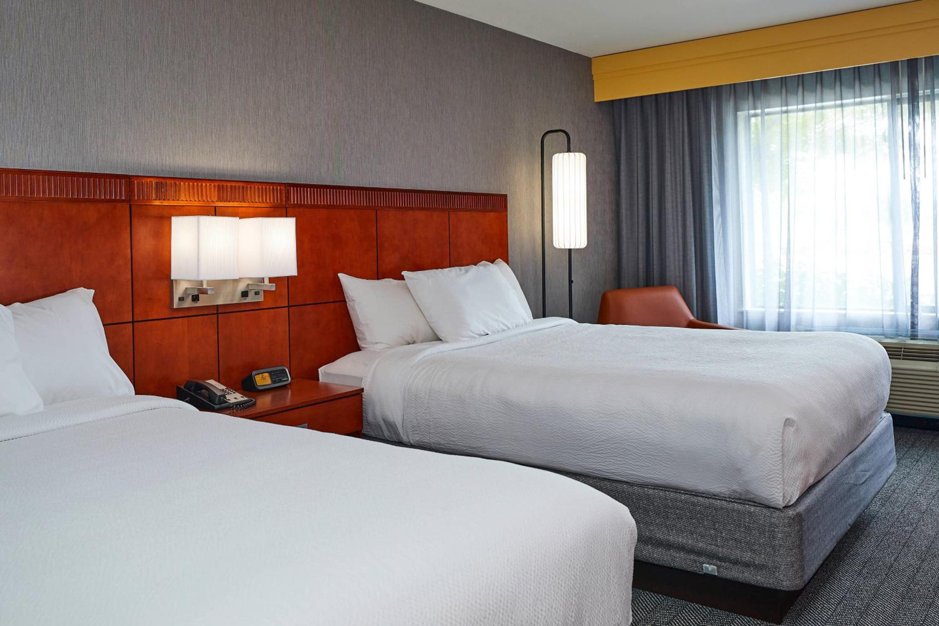 Queen Room with Two Queen Beds - Photo 1
