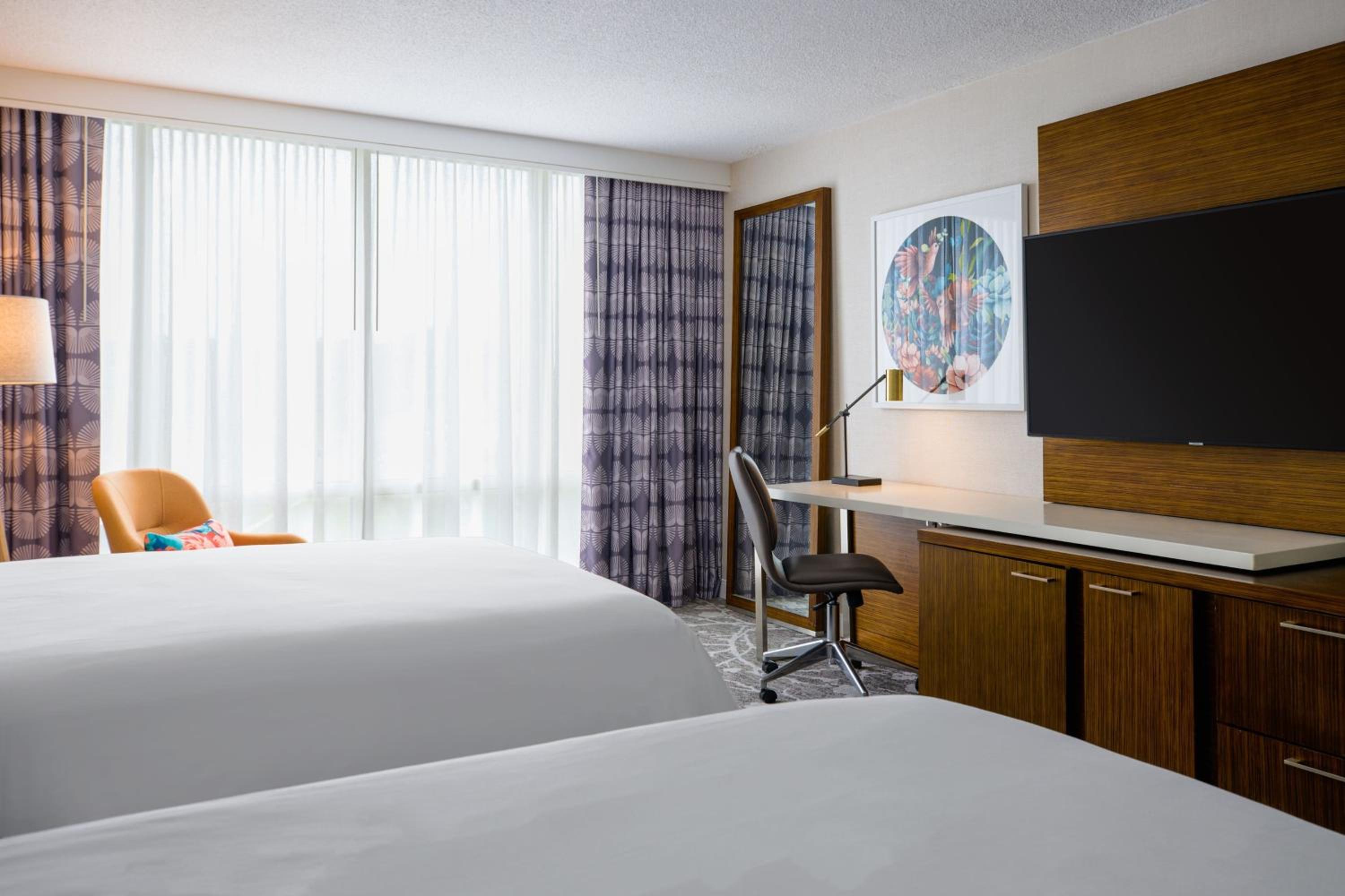Queen Room with Two Queen Beds and Adapted Tub - Mobility and Hearing Accessible photo 2