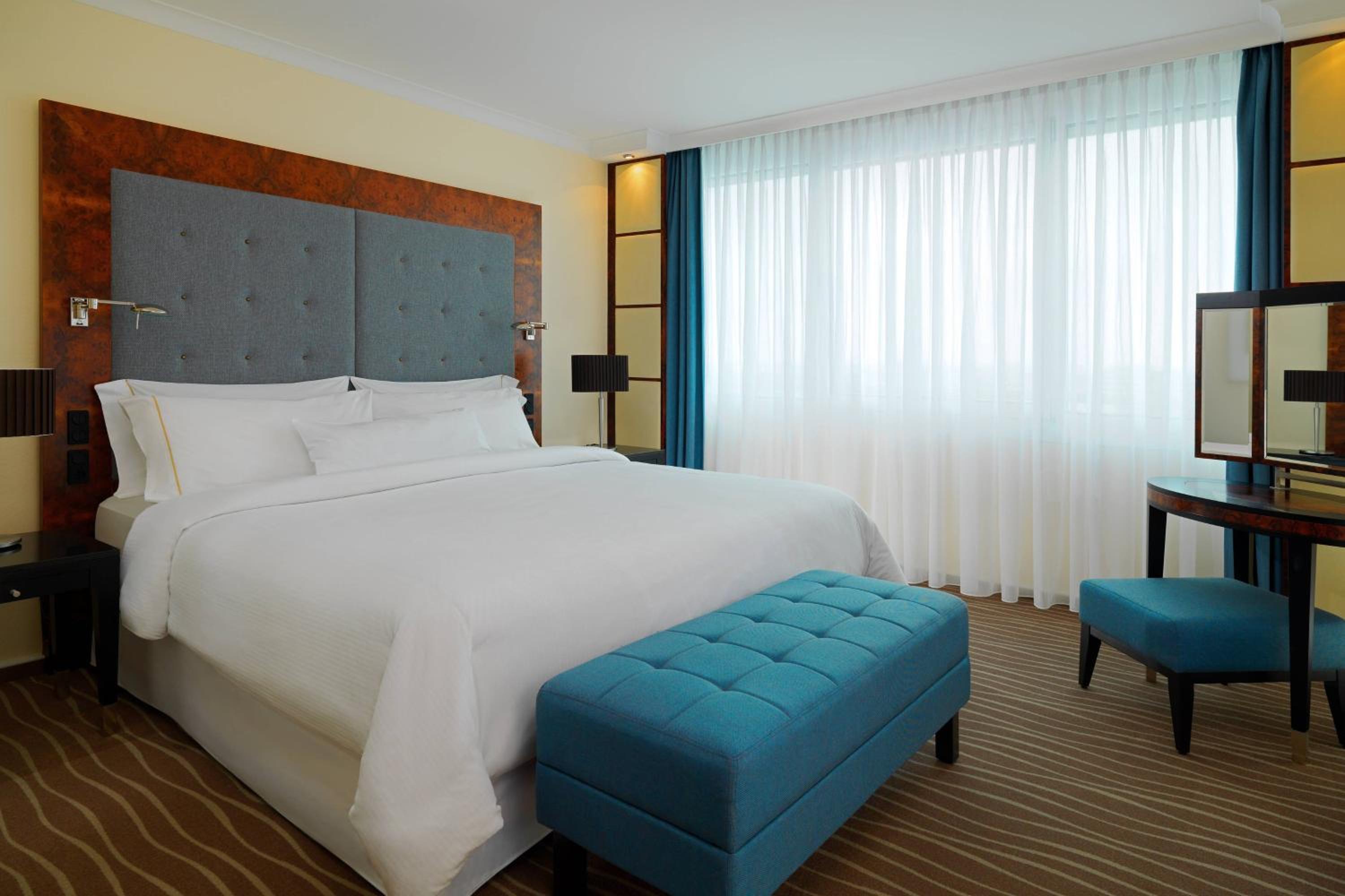 Westin Suite, 1Bedroom, 1King - Photo 3