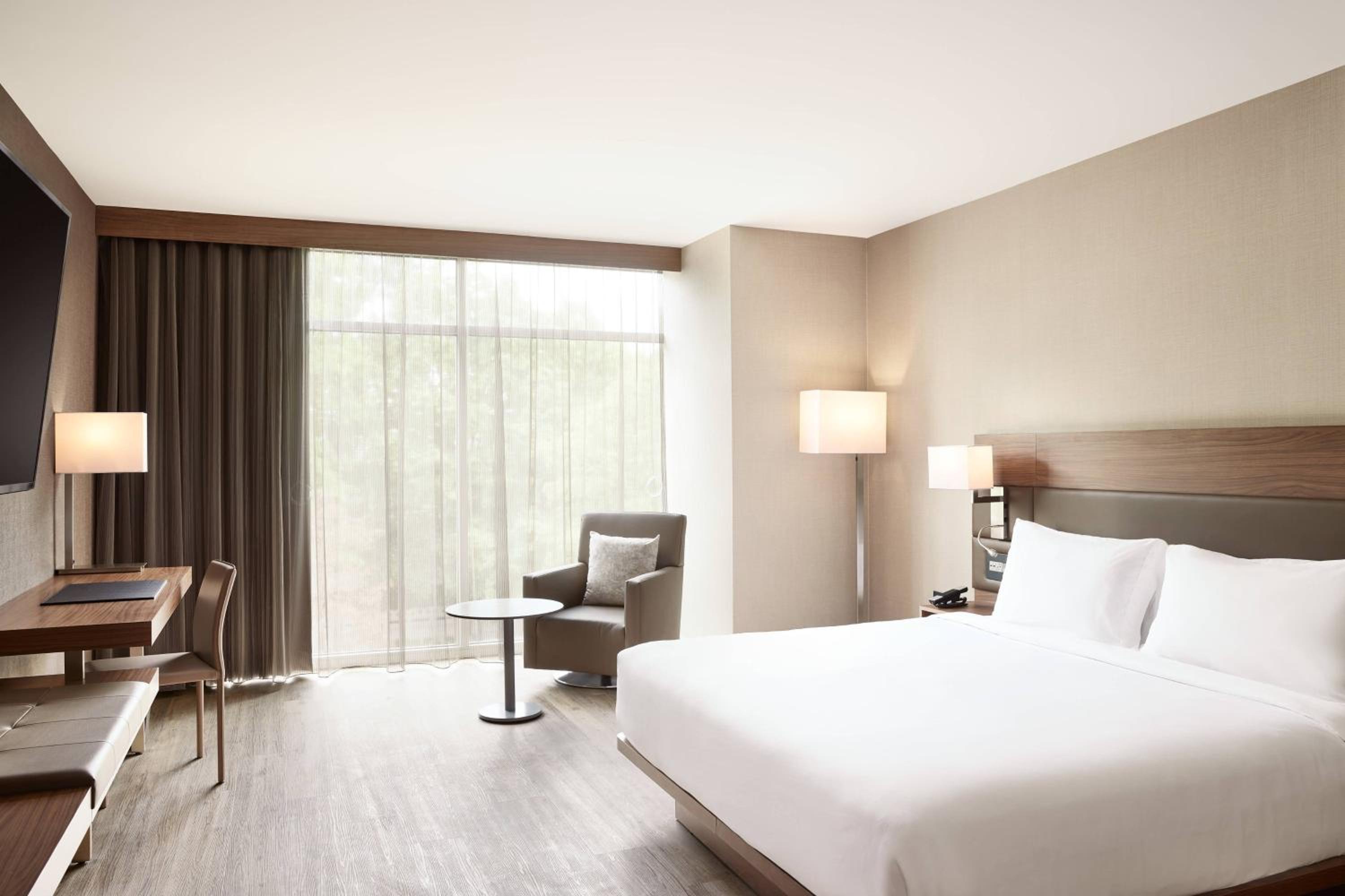 Standard King Room - Photo 1